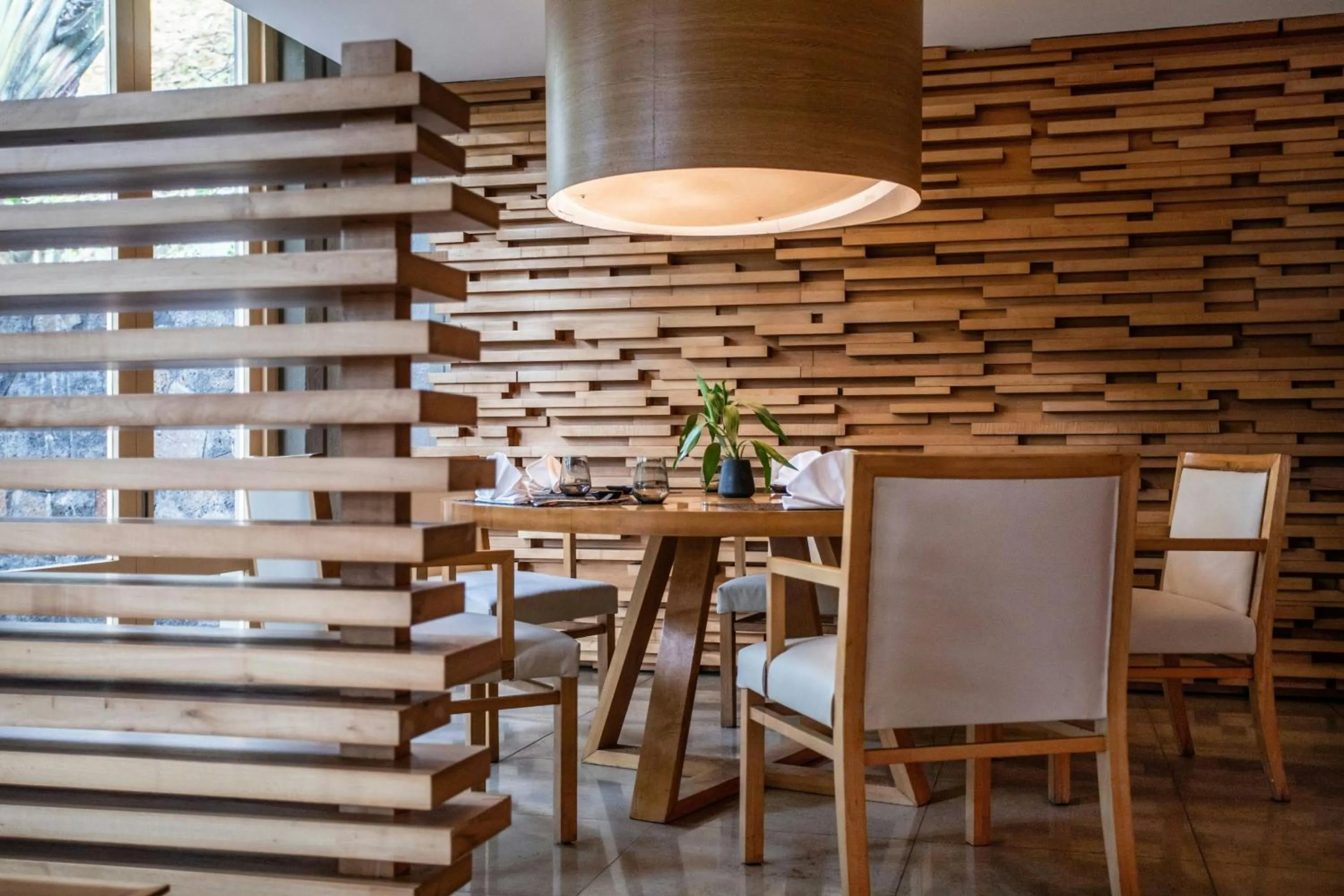 Restaurant/places to eat in The St. Regis Le Morne Resort, Mauritius