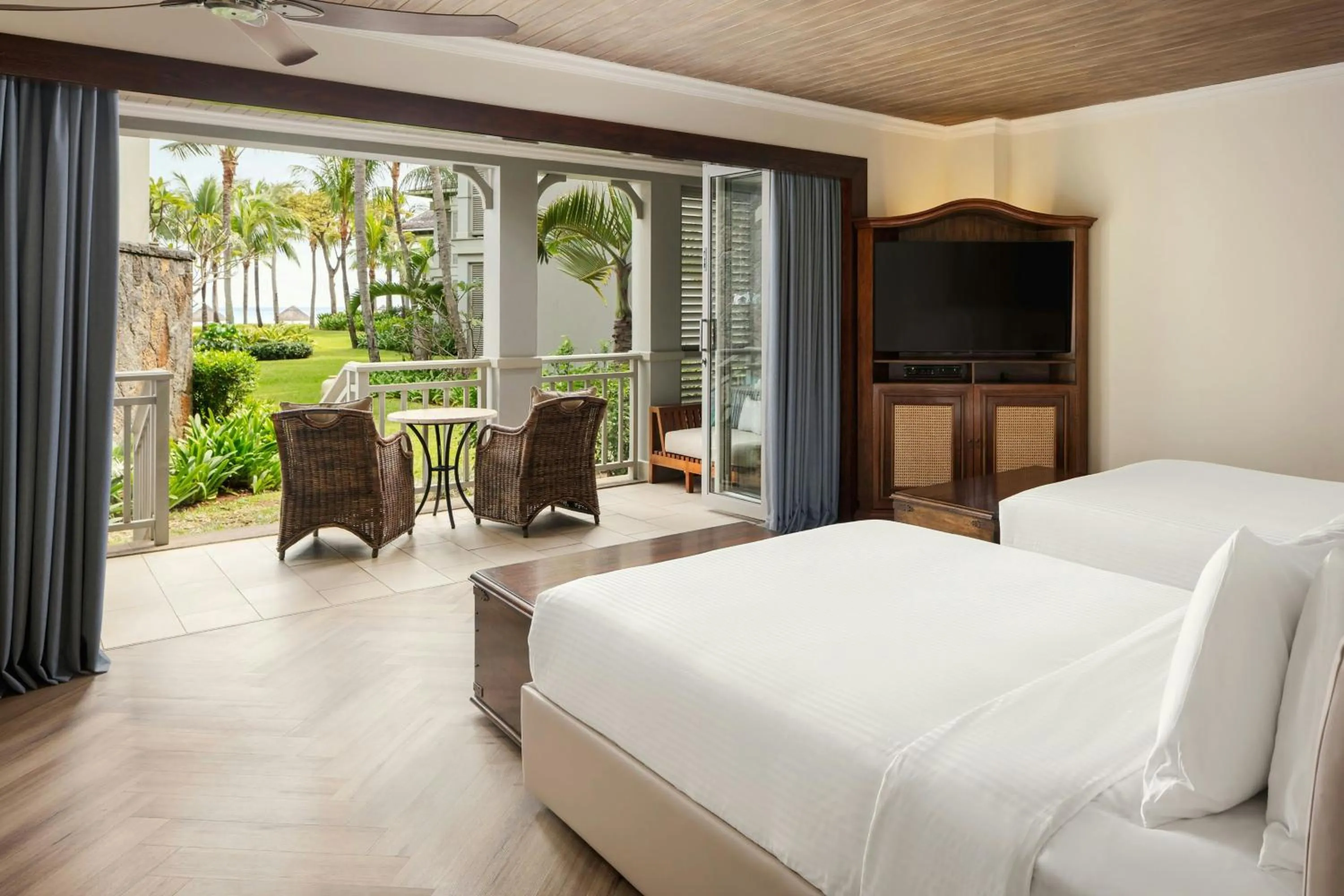 Photo of the whole room, Bed in The St. Regis Le Morne Resort, Mauritius
