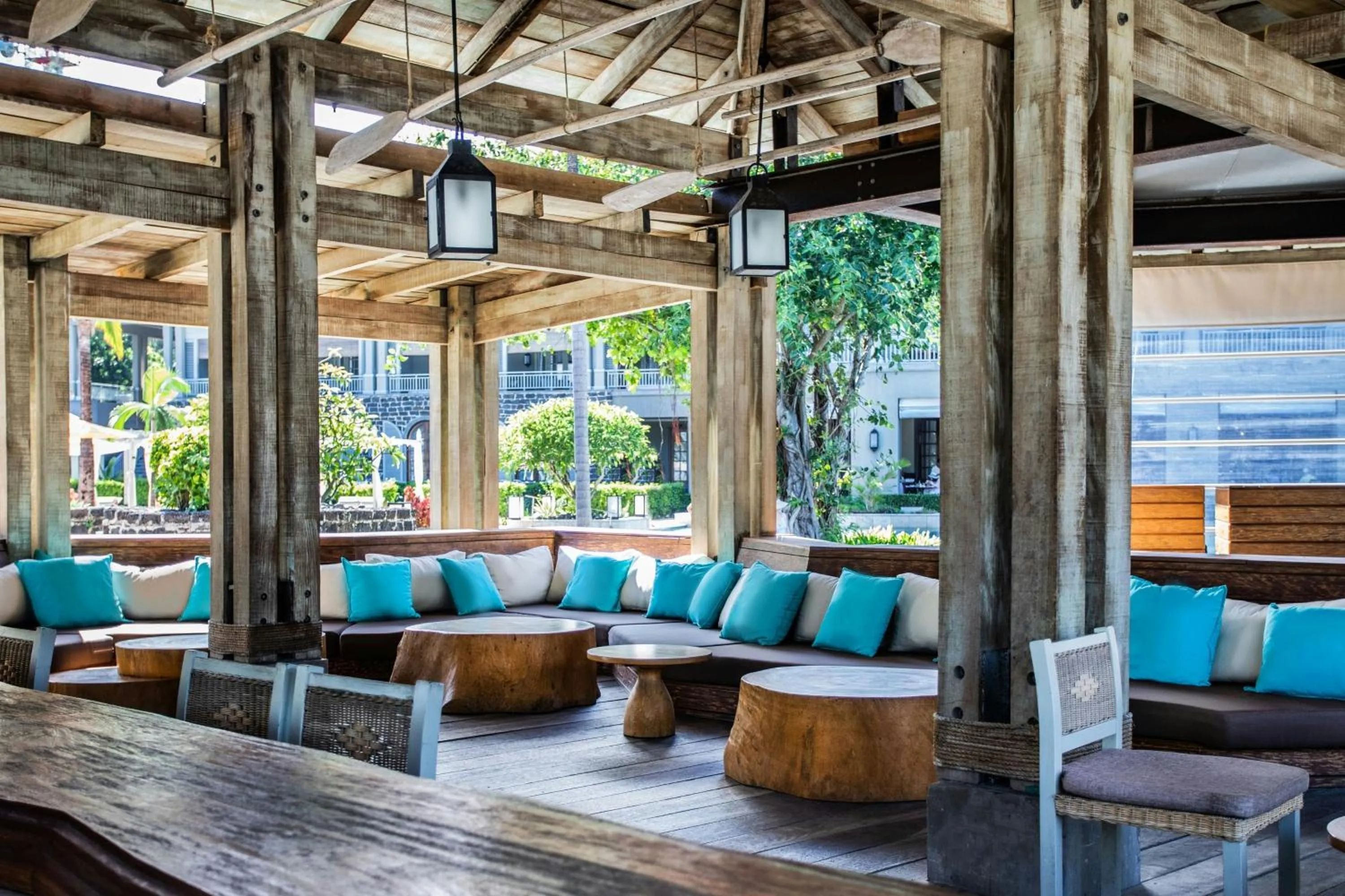 Lounge or bar in The St. Regis Le Morne Resort, Mauritius