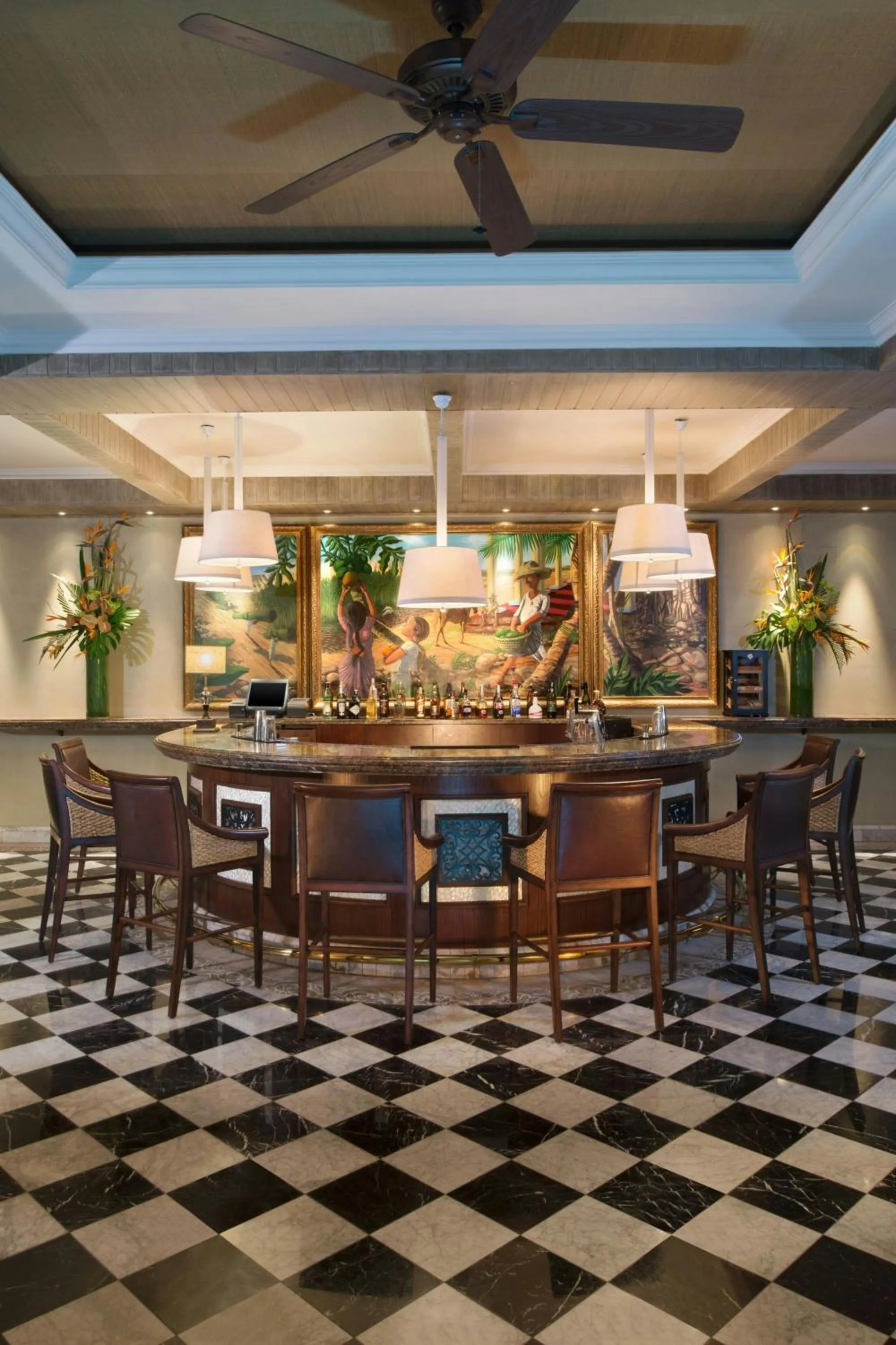 Lounge or bar in The St. Regis Le Morne Resort, Mauritius