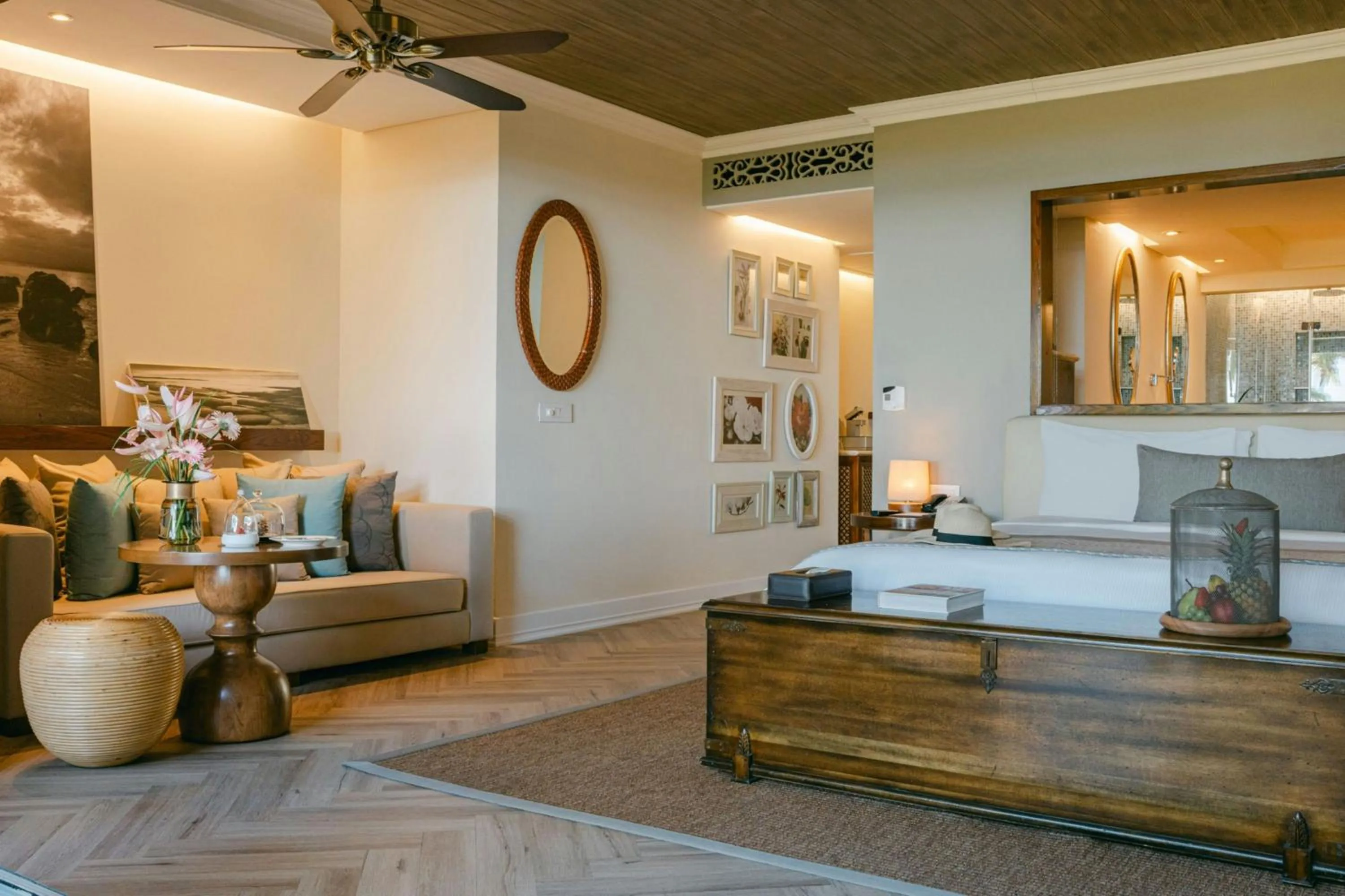 Photo of the whole room in The St. Regis Le Morne Resort, Mauritius