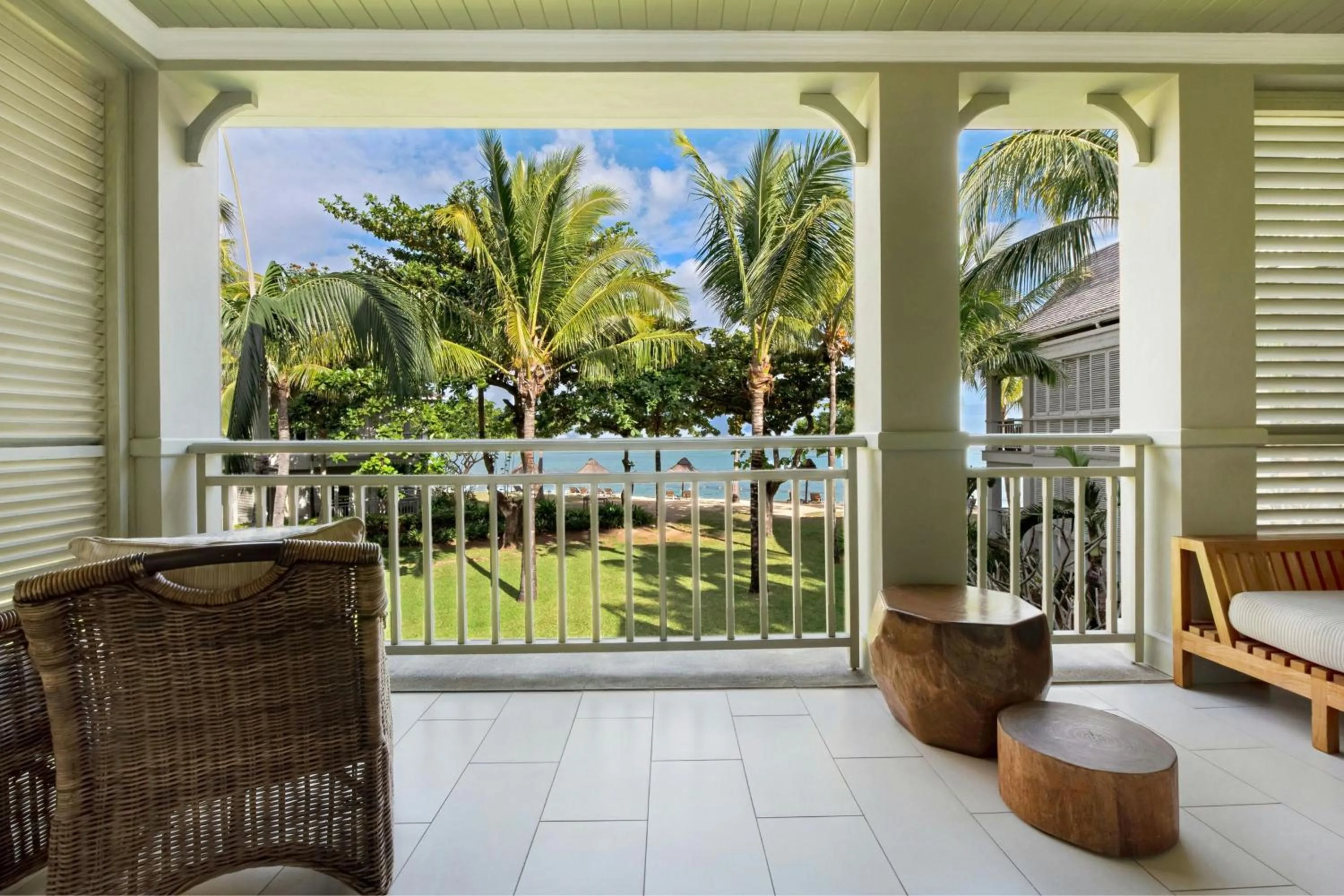 Photo of the whole room in The St. Regis Le Morne Resort, Mauritius