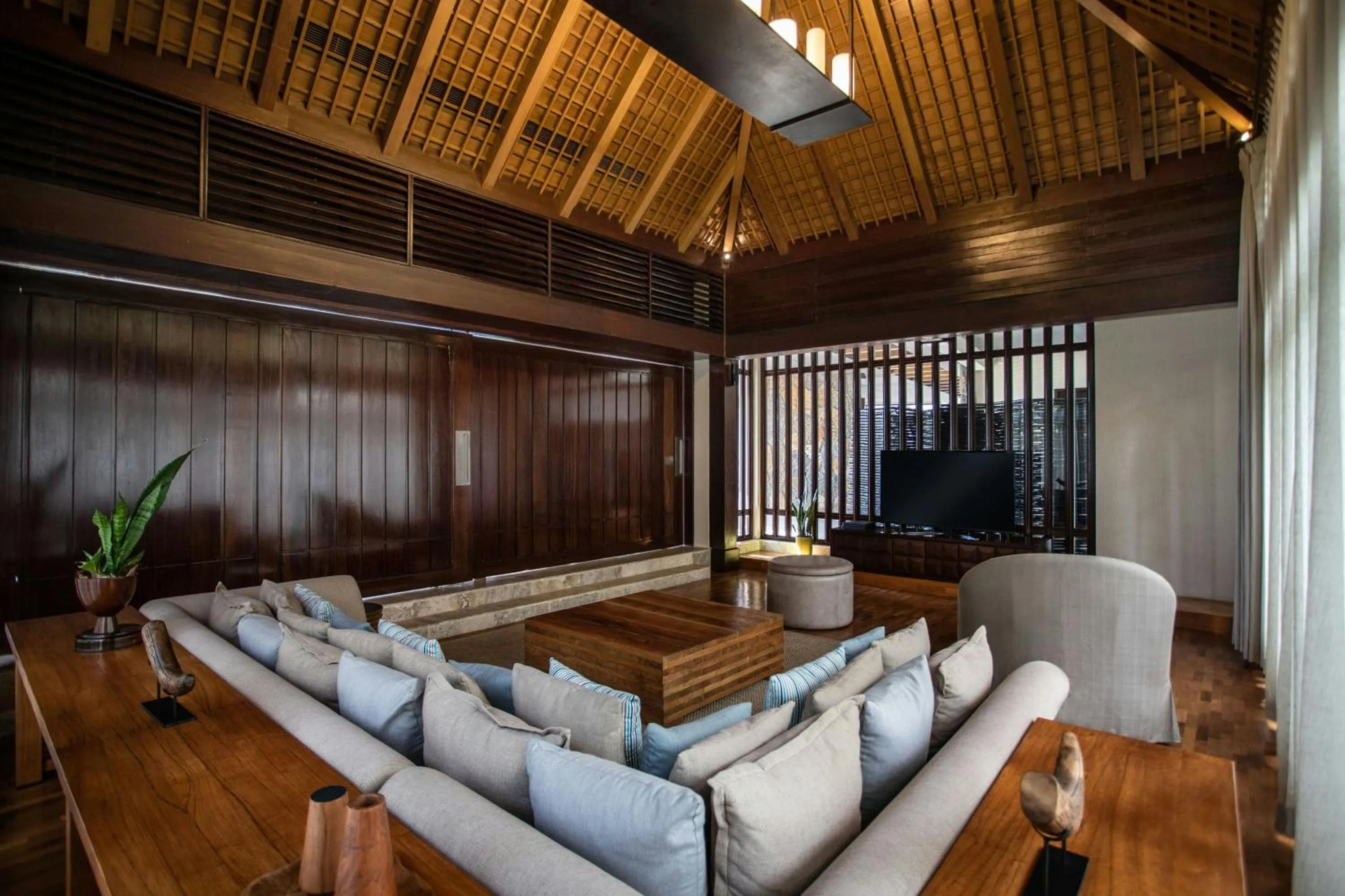 Living room in The St. Regis Le Morne Resort, Mauritius