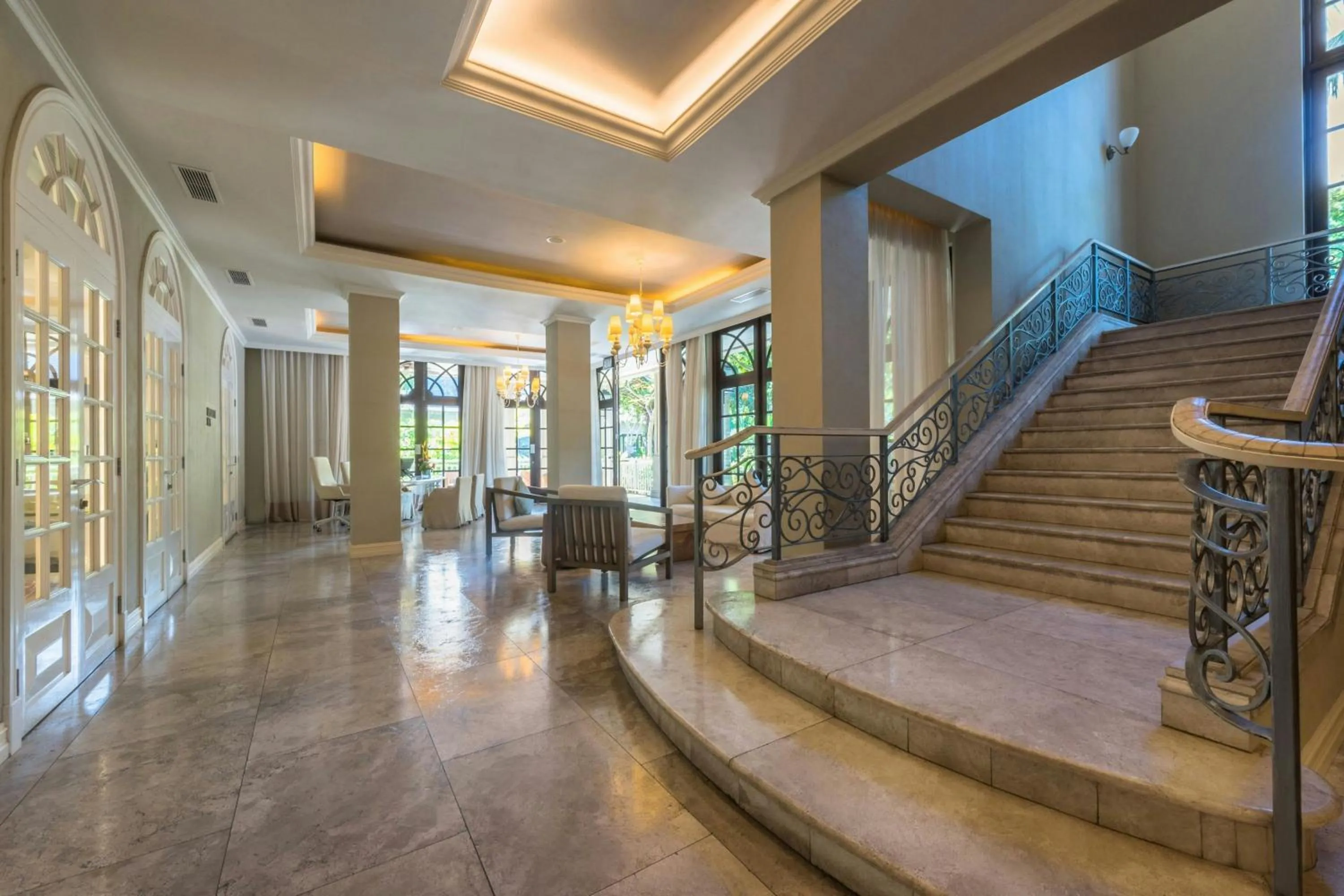 Lobby or reception in The St. Regis Le Morne Resort, Mauritius