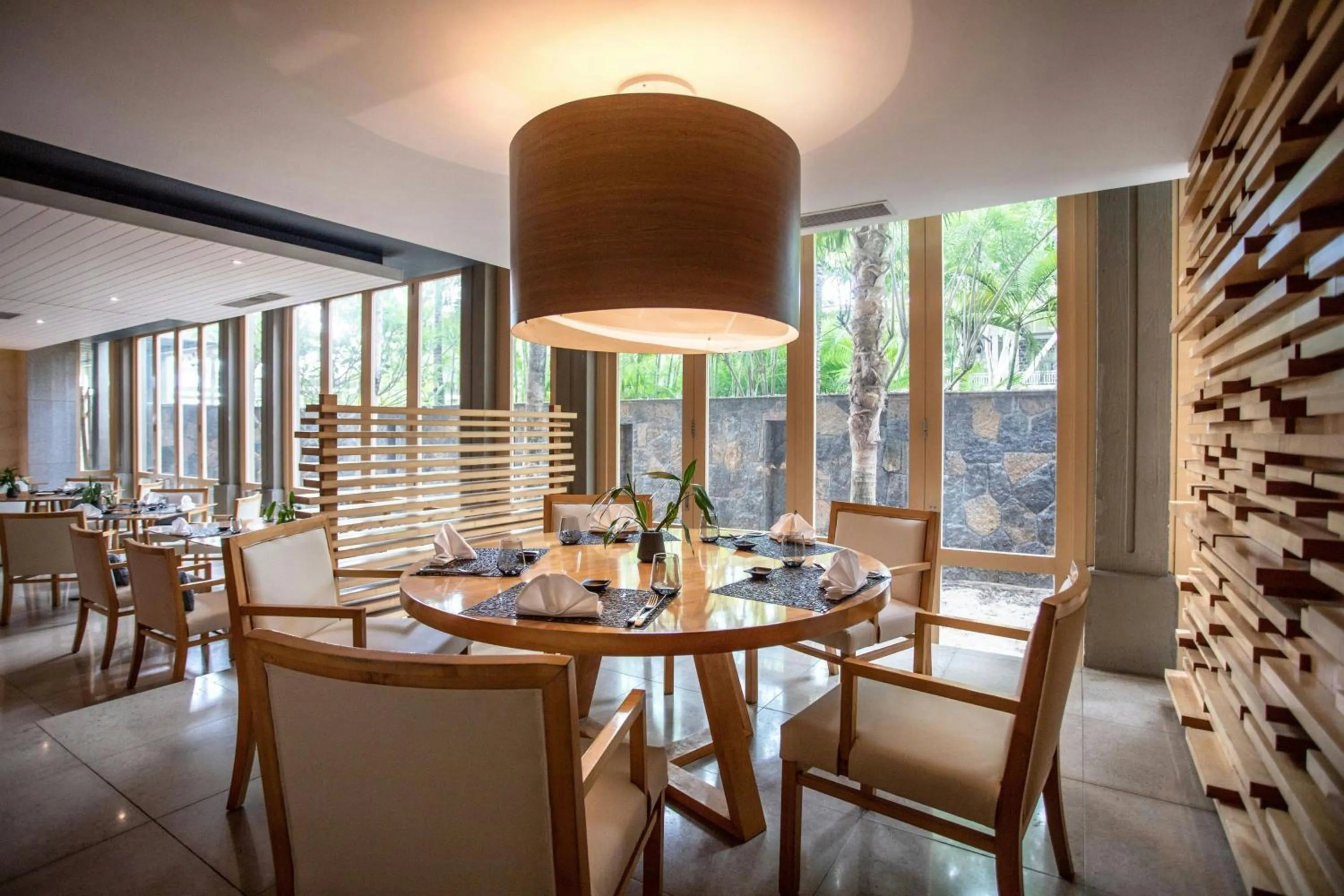 Restaurant/places to eat in The St. Regis Le Morne Resort, Mauritius