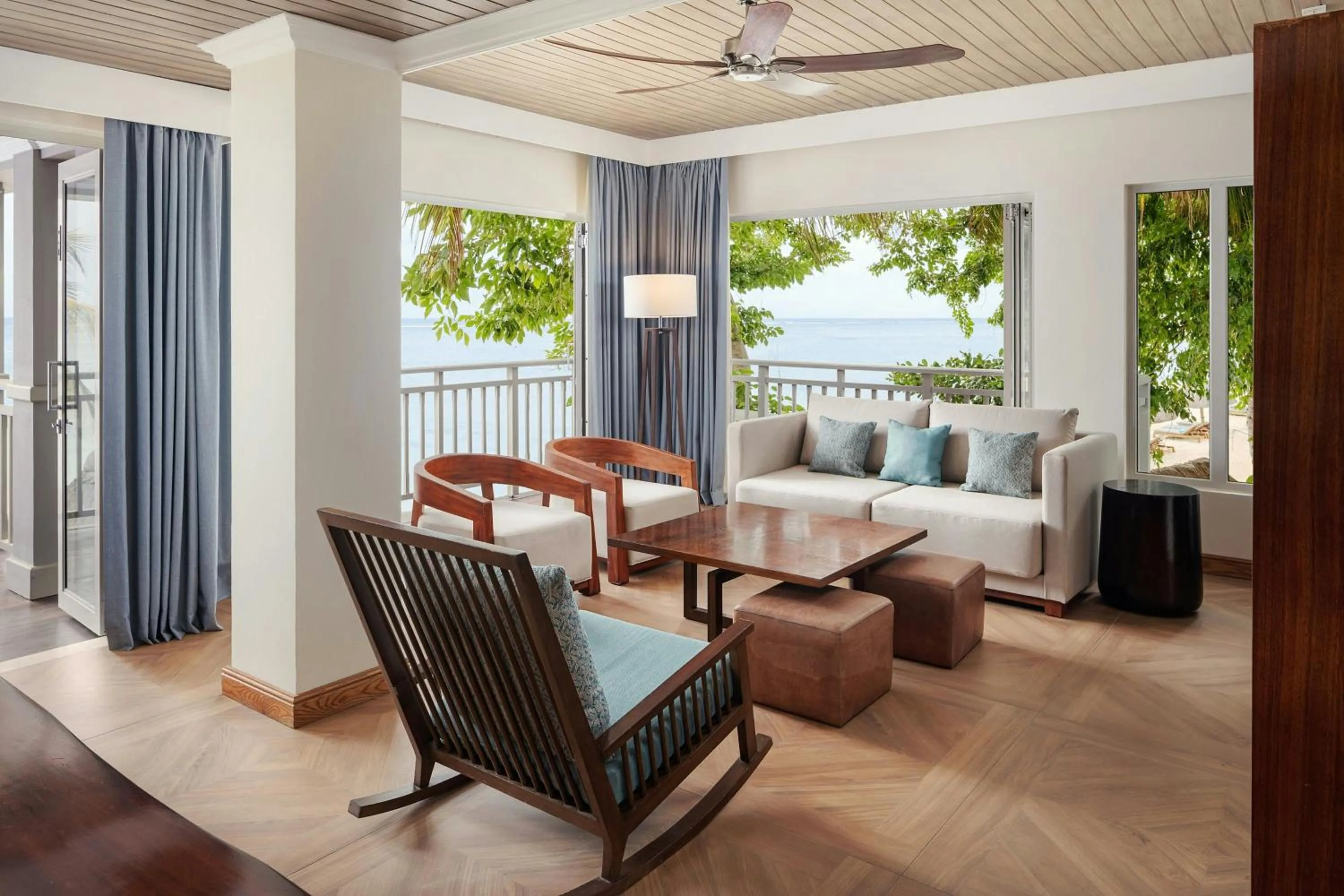 Photo of the whole room in The St. Regis Le Morne Resort, Mauritius