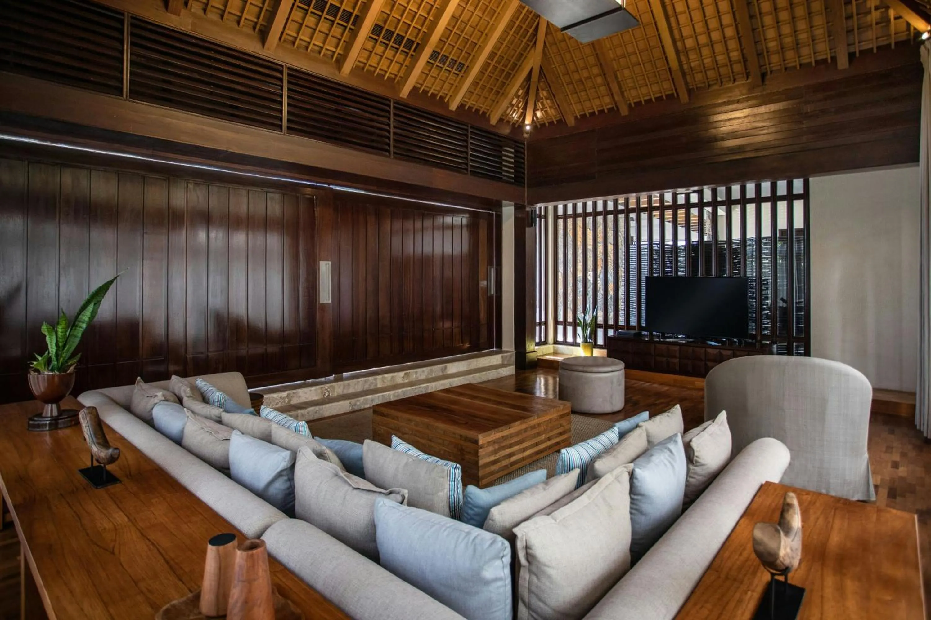 Living room in The St. Regis Le Morne Resort, Mauritius