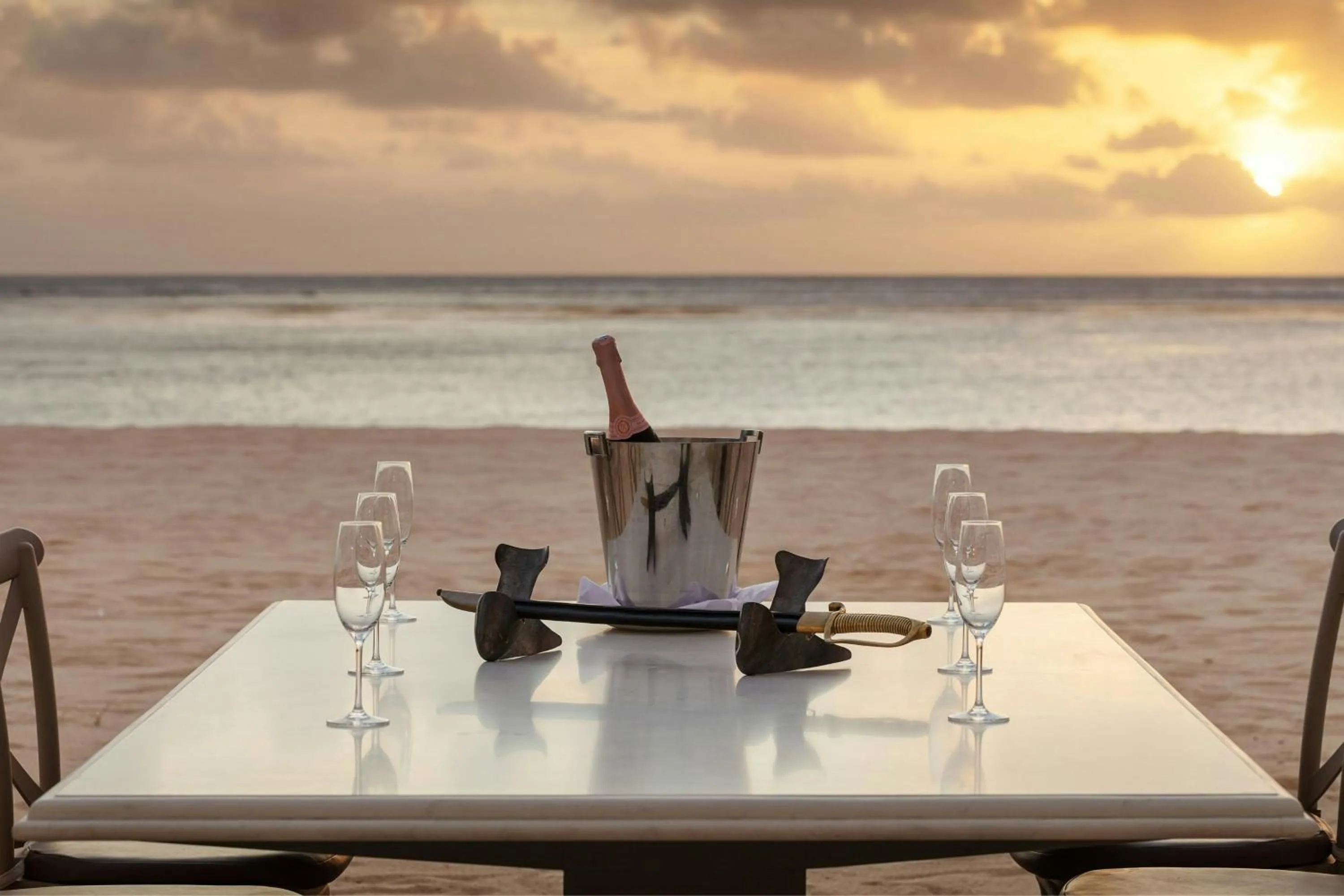 Restaurant/places to eat in The St. Regis Le Morne Resort, Mauritius