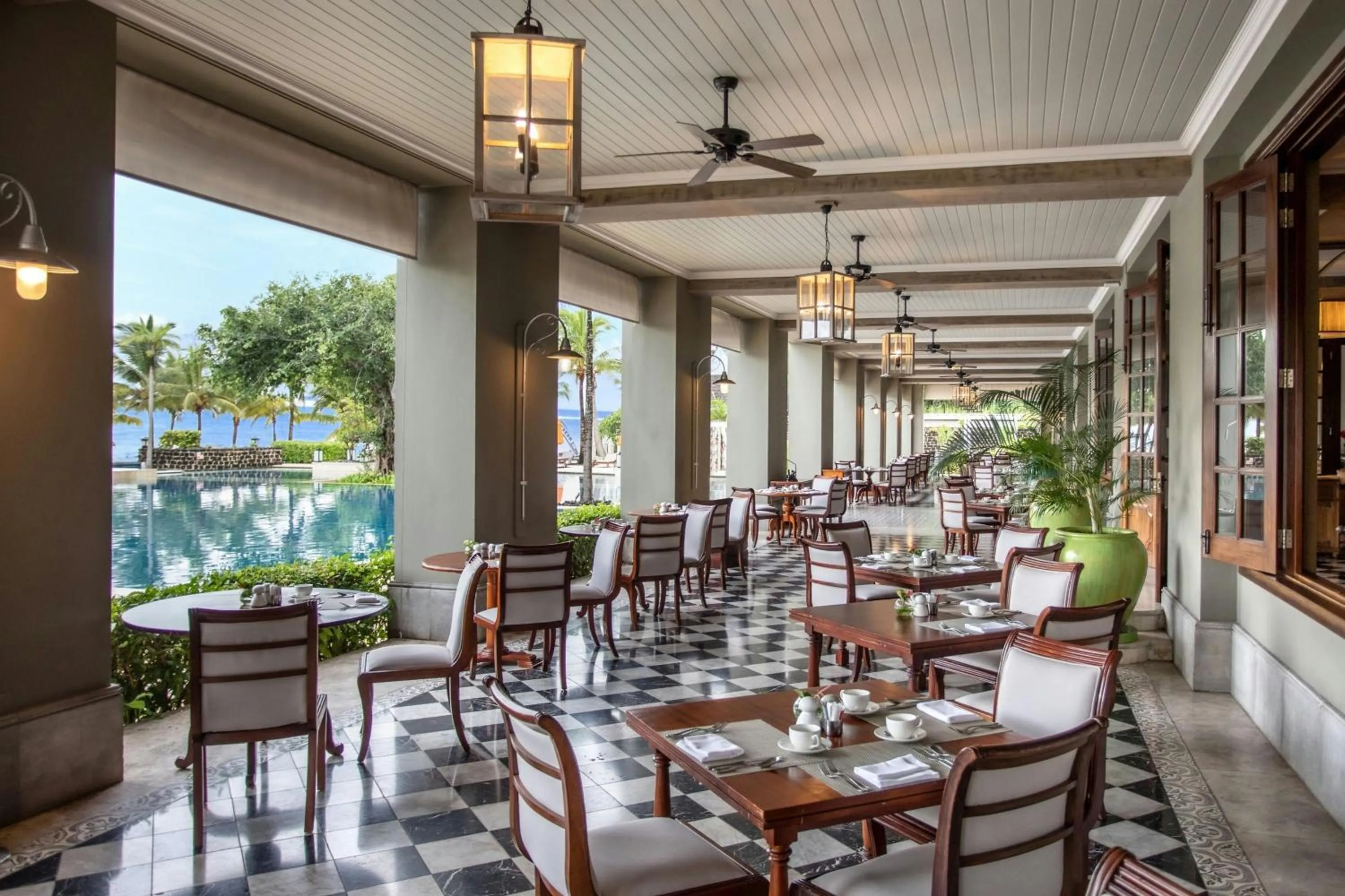 Restaurant/places to eat in The St. Regis Le Morne Resort, Mauritius