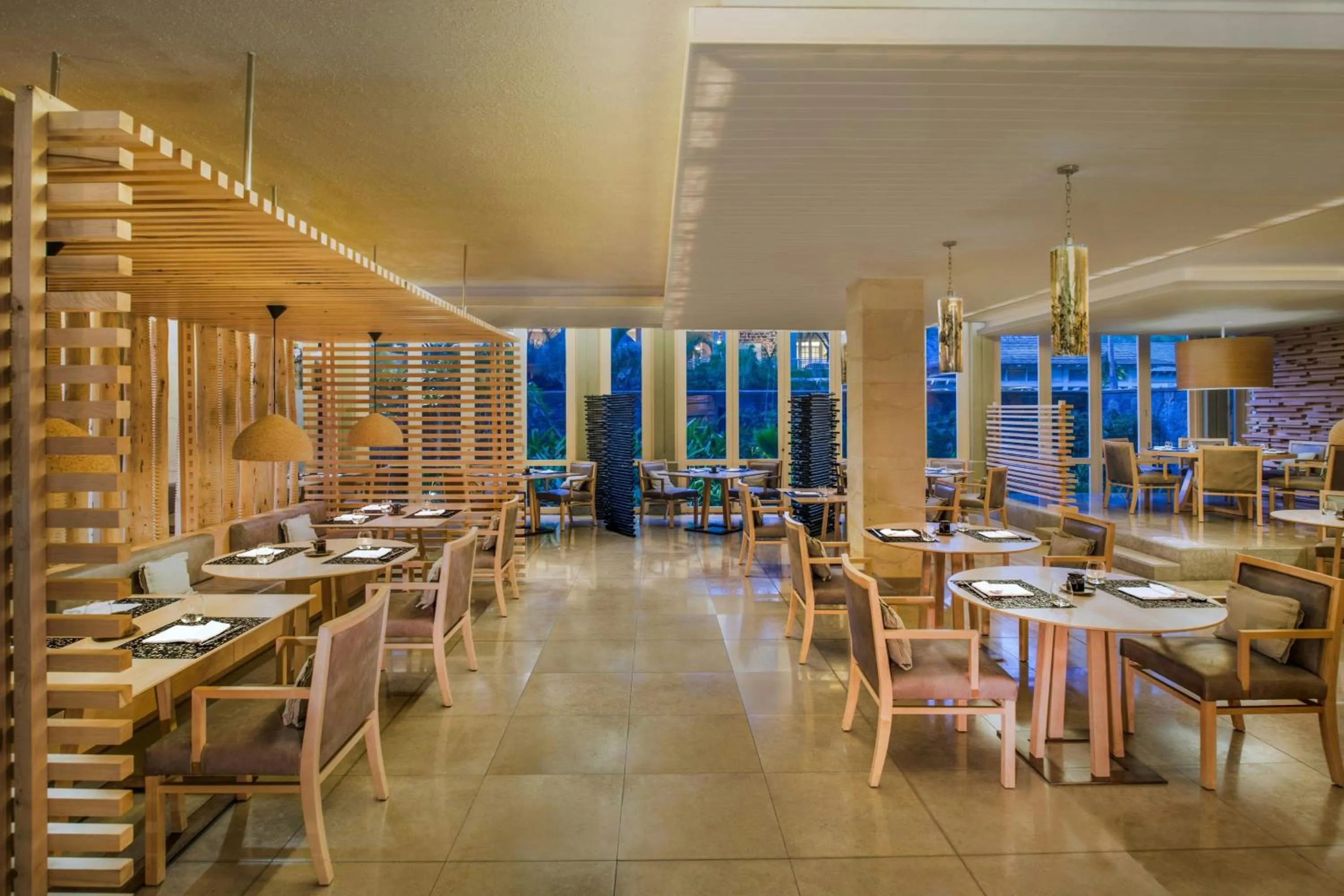 Restaurant/places to eat in The St. Regis Le Morne Resort, Mauritius