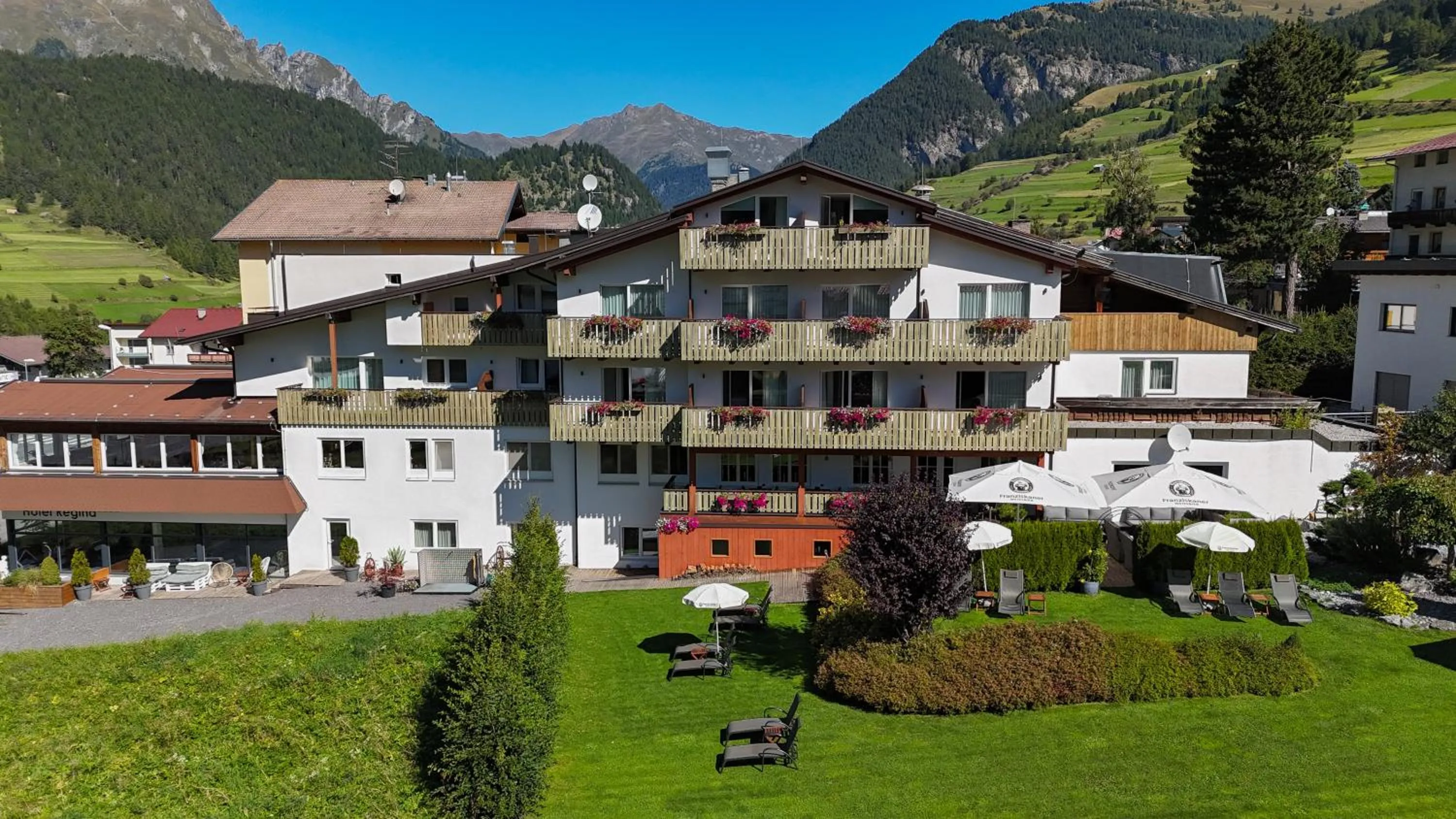 Property building in Alpenhotel Regina