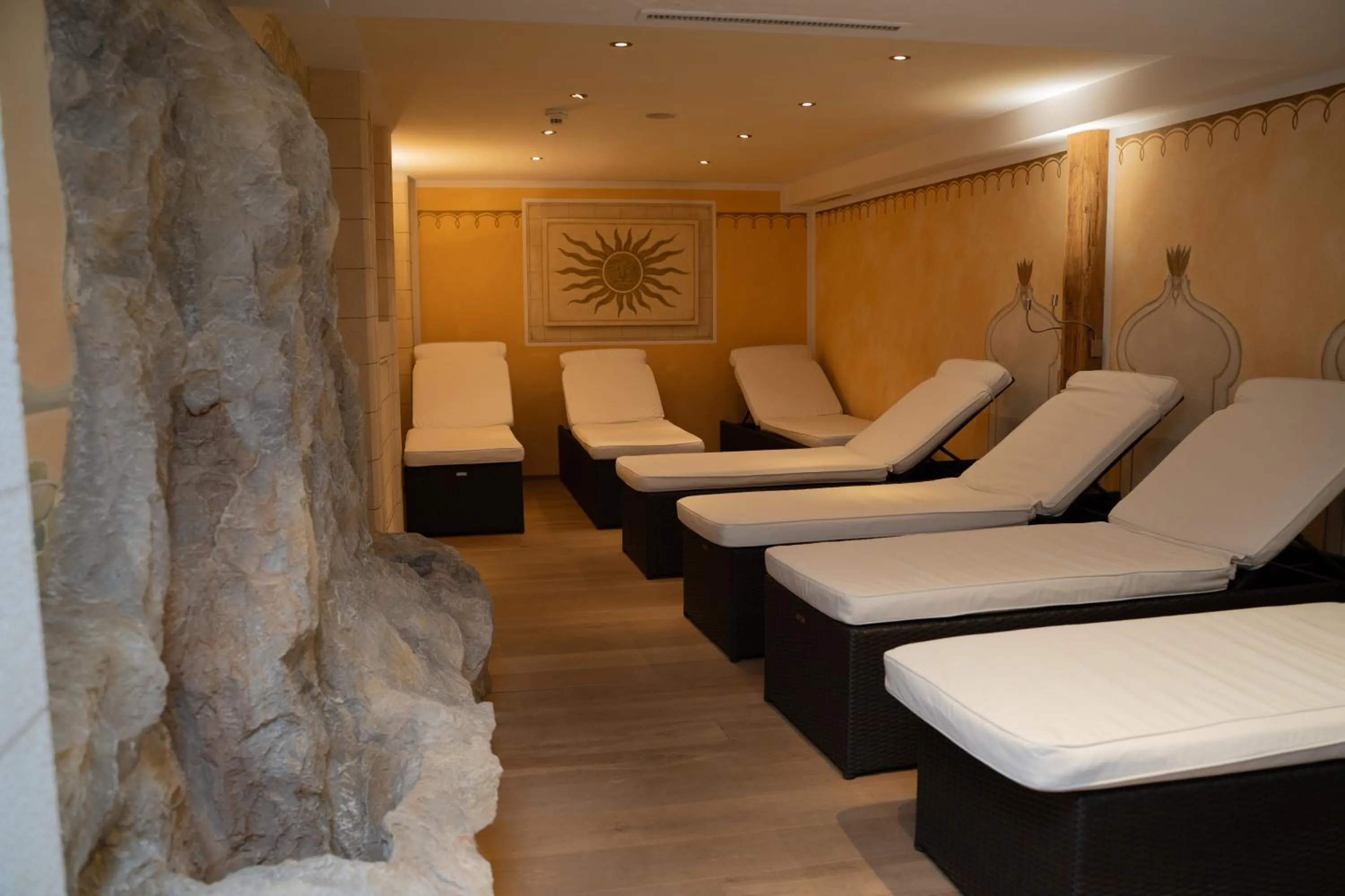 Seating area in Alpenhotel Regina