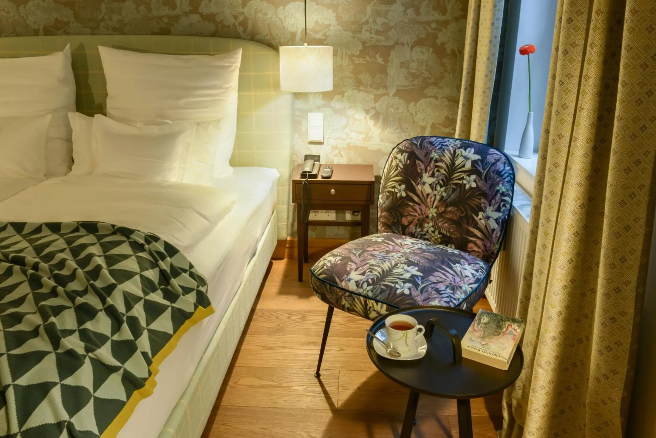 Photo of the whole room, Bed in Das kleine Grindel