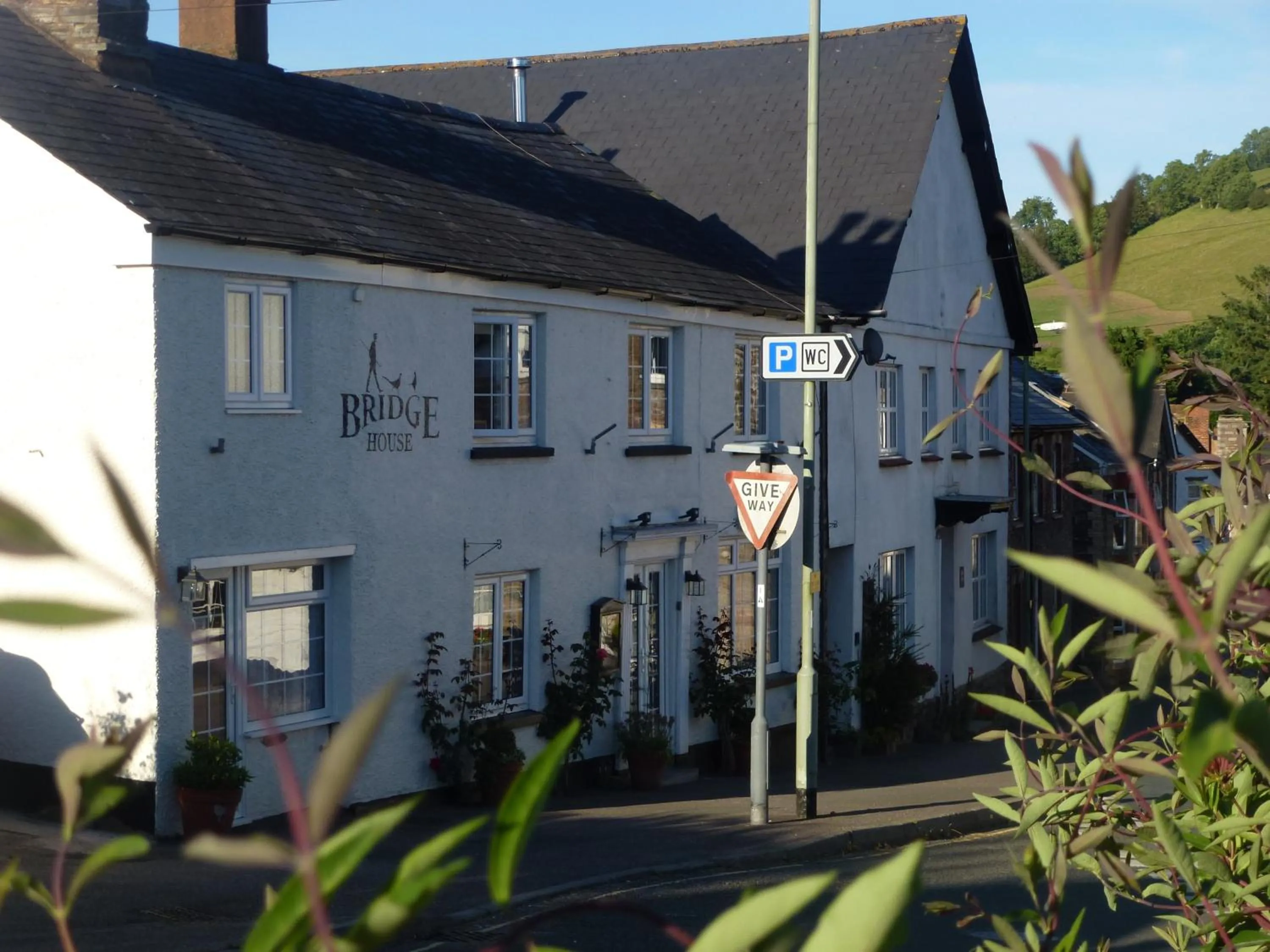 Property building in Bridge House