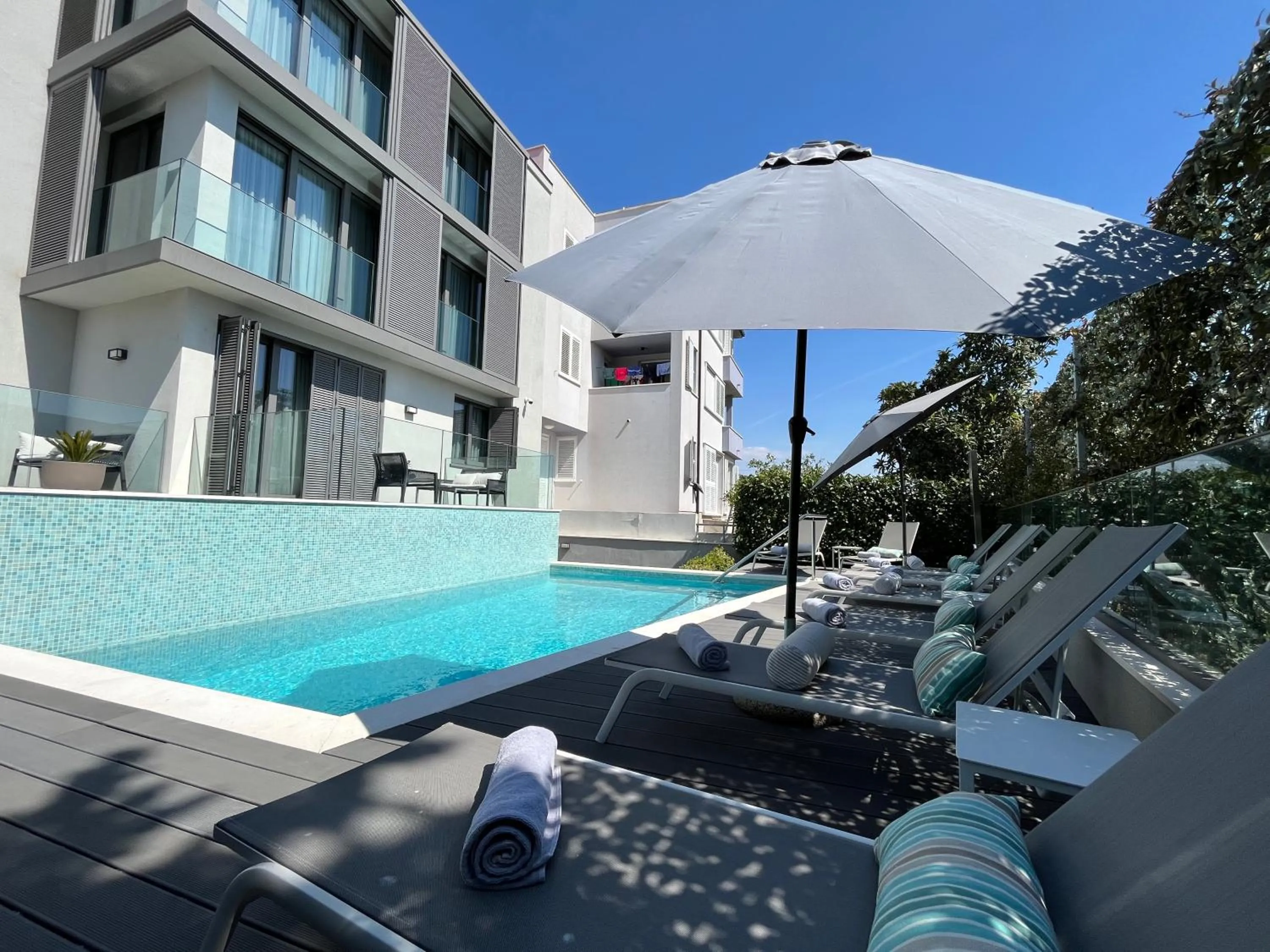 Swimming pool in Bel Residence