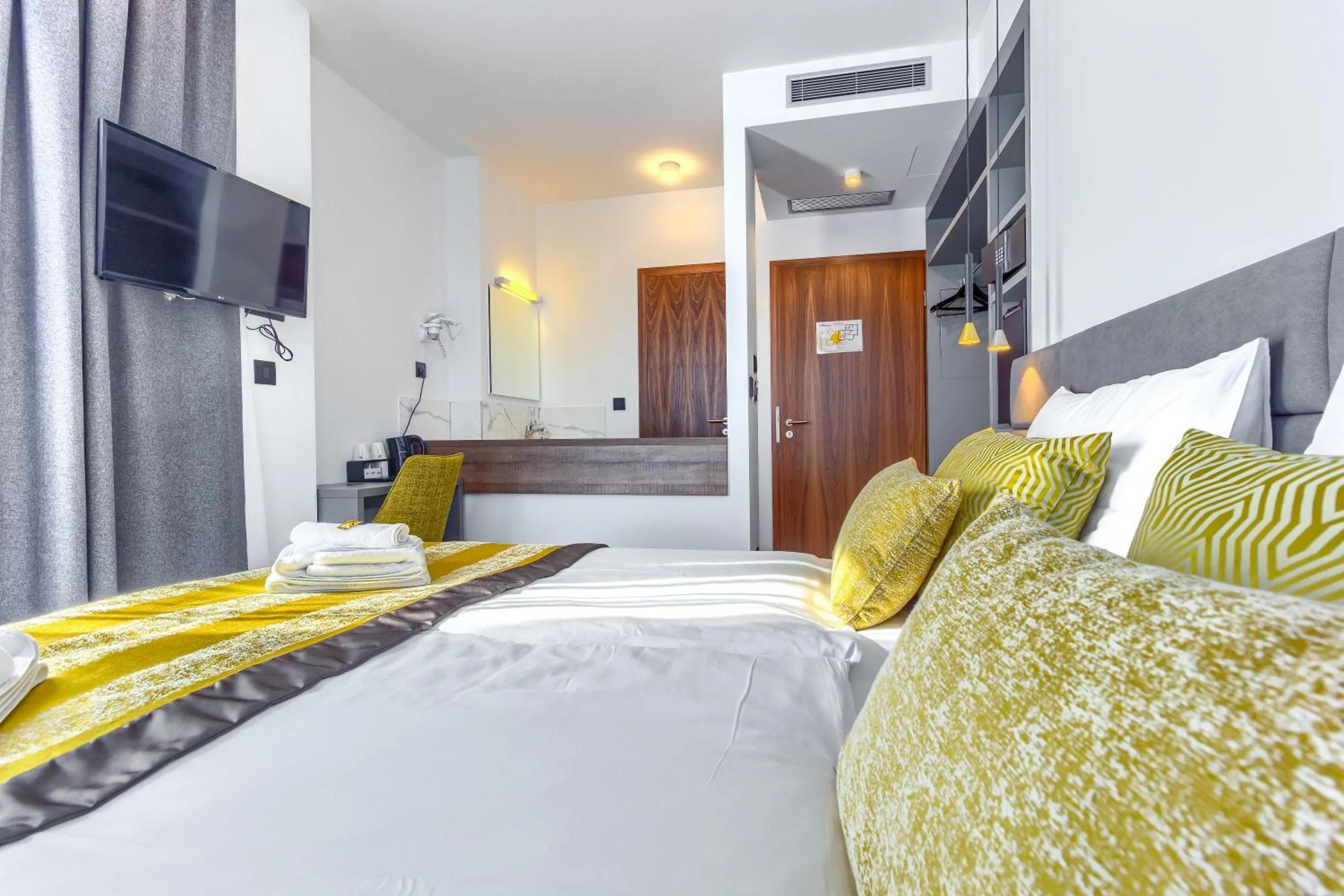 Bed in Bel Residence