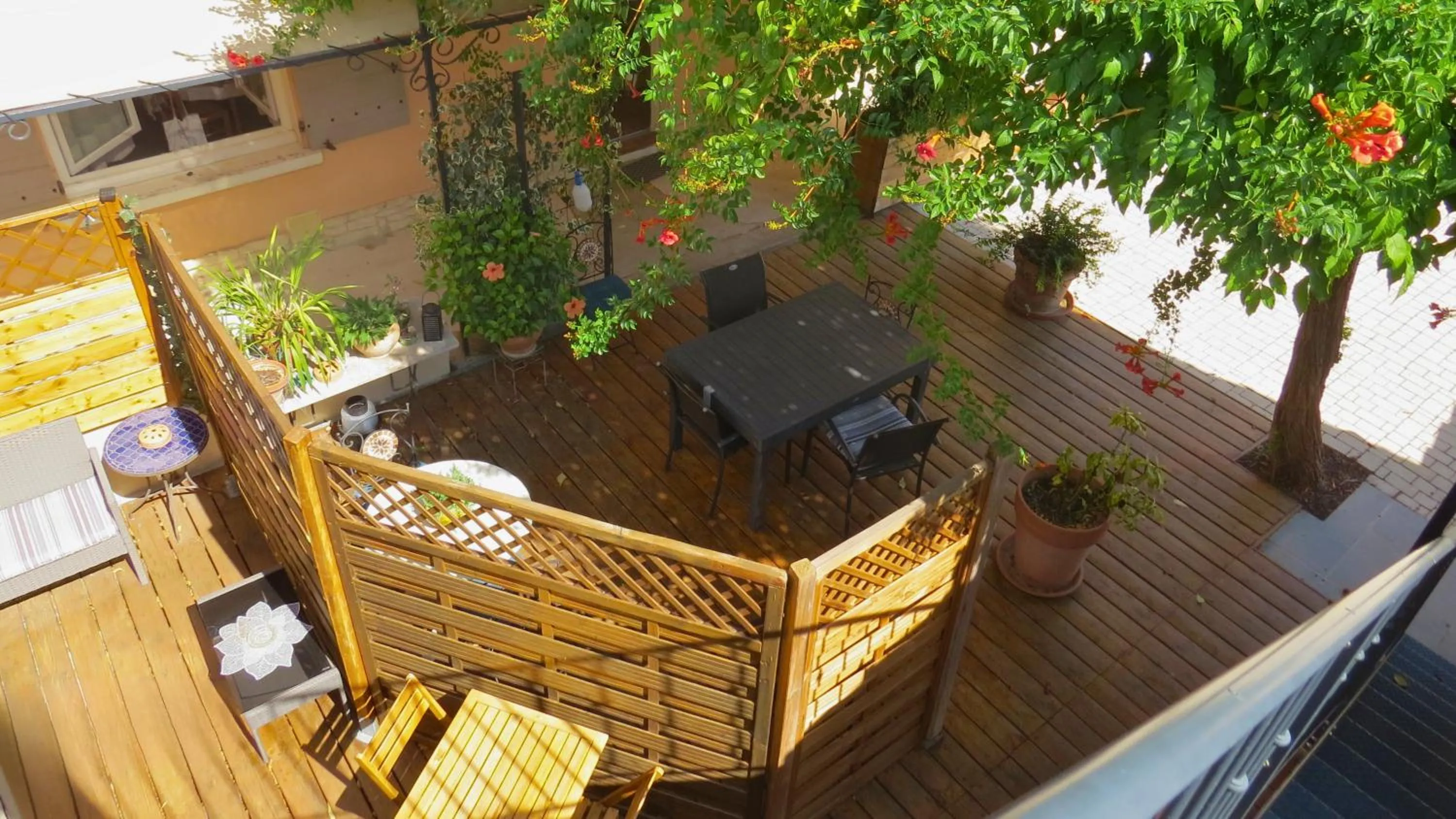 Patio in Maison d'hôtes La Bignone