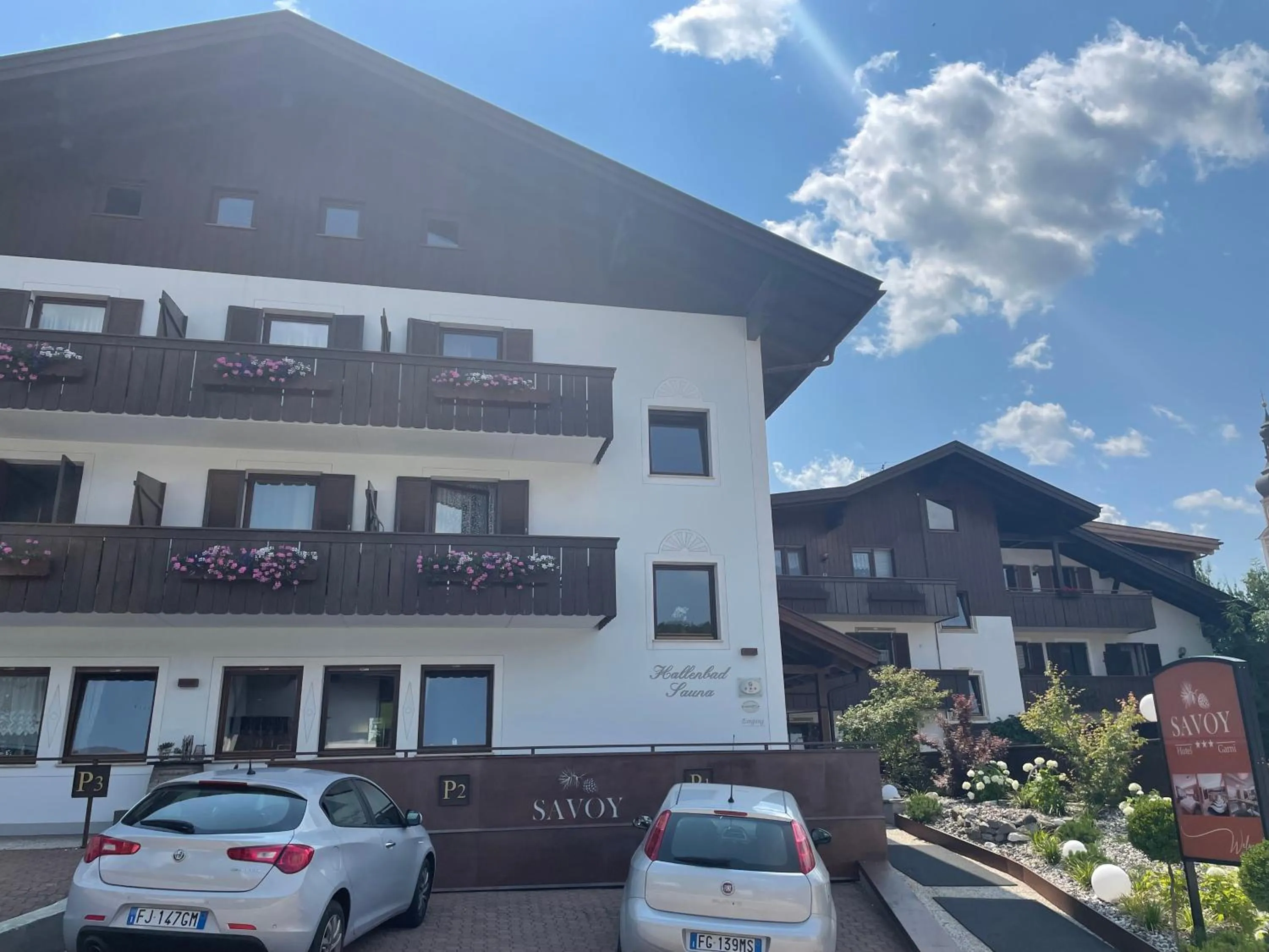 Property building in Hotel Garni Savoy - new opening