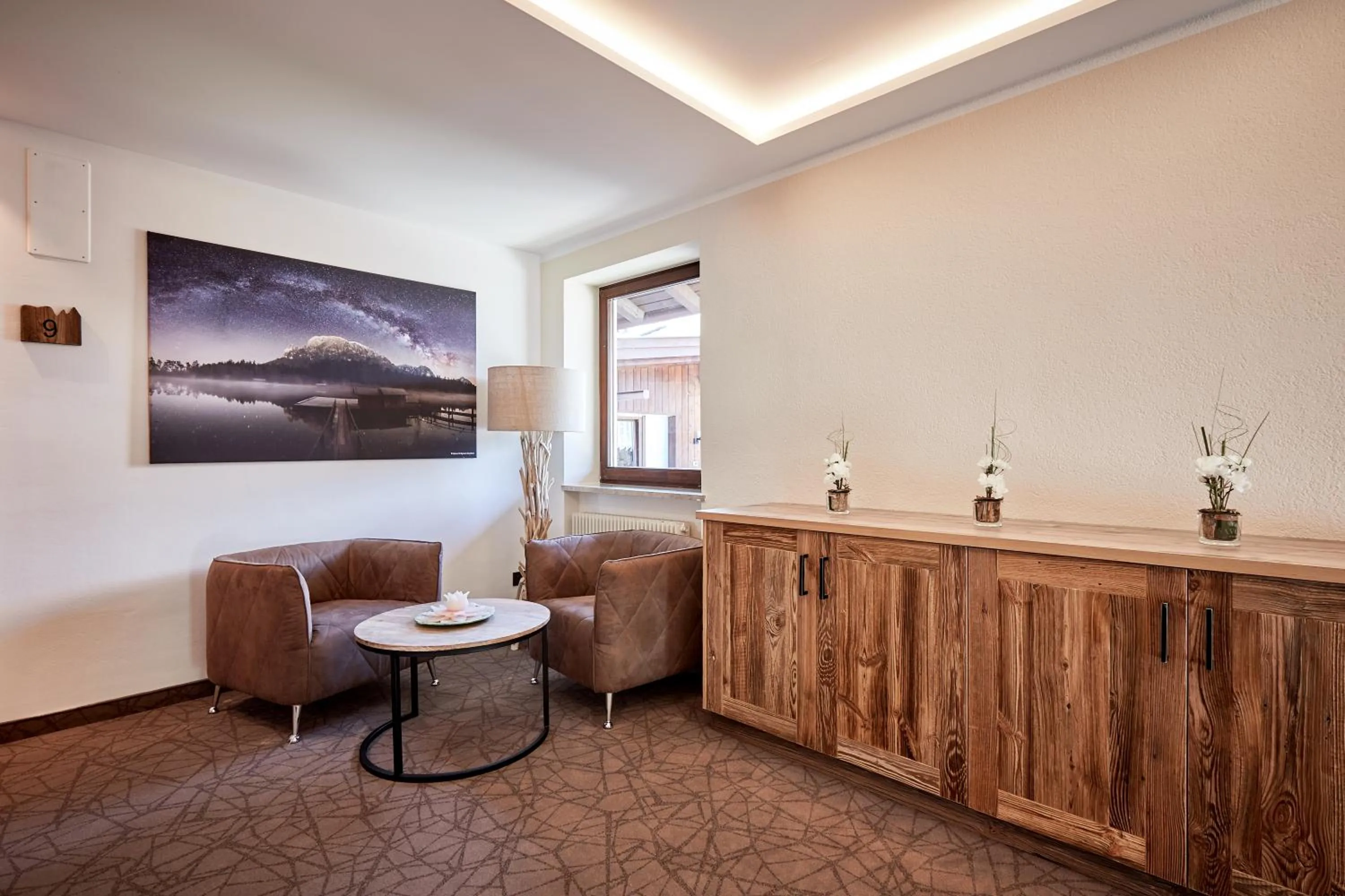 Decorative detail in Hotel Garni Savoy - new opening