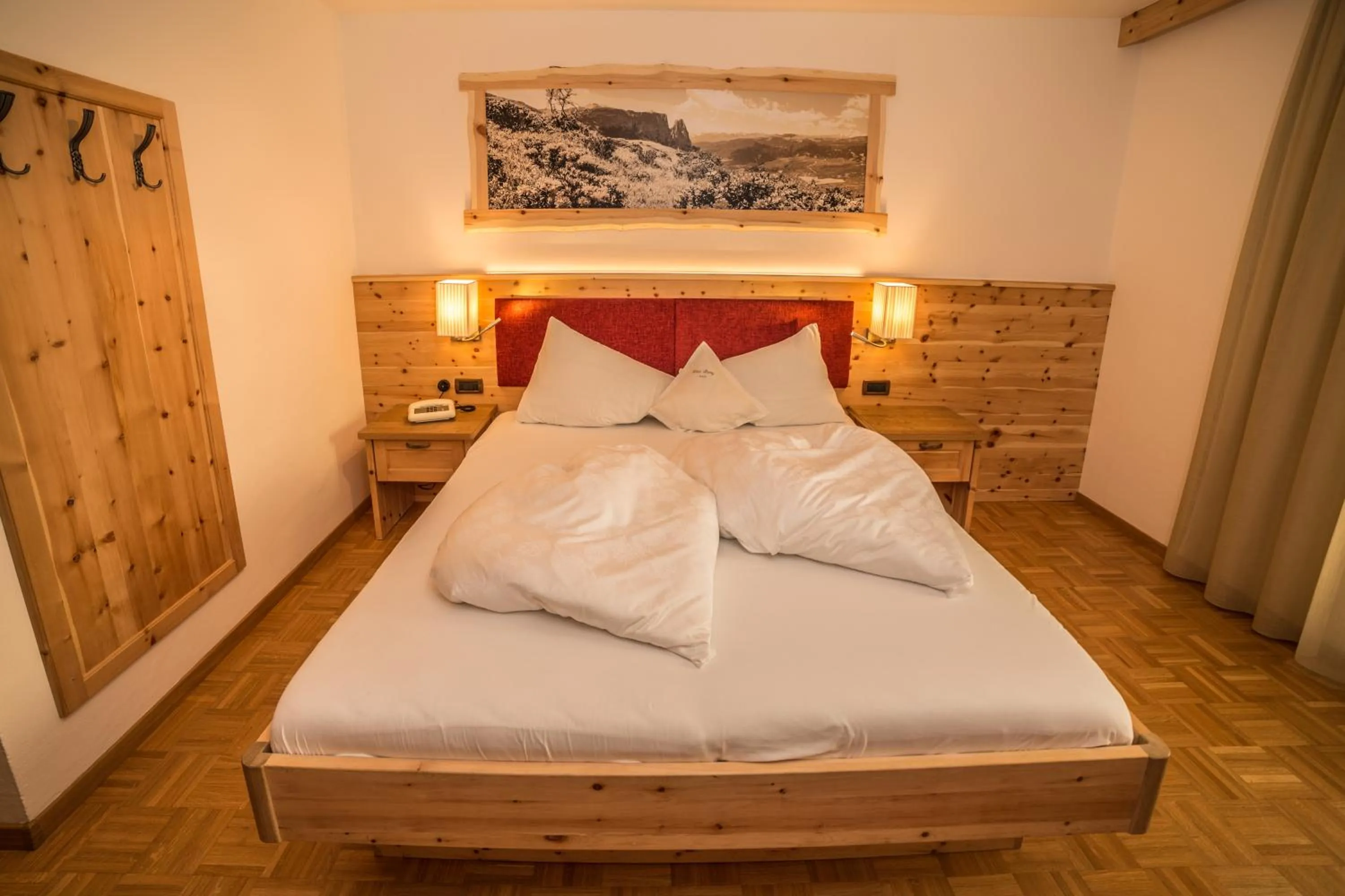 Bedroom, Bed in Hotel Garni Savoy - new opening