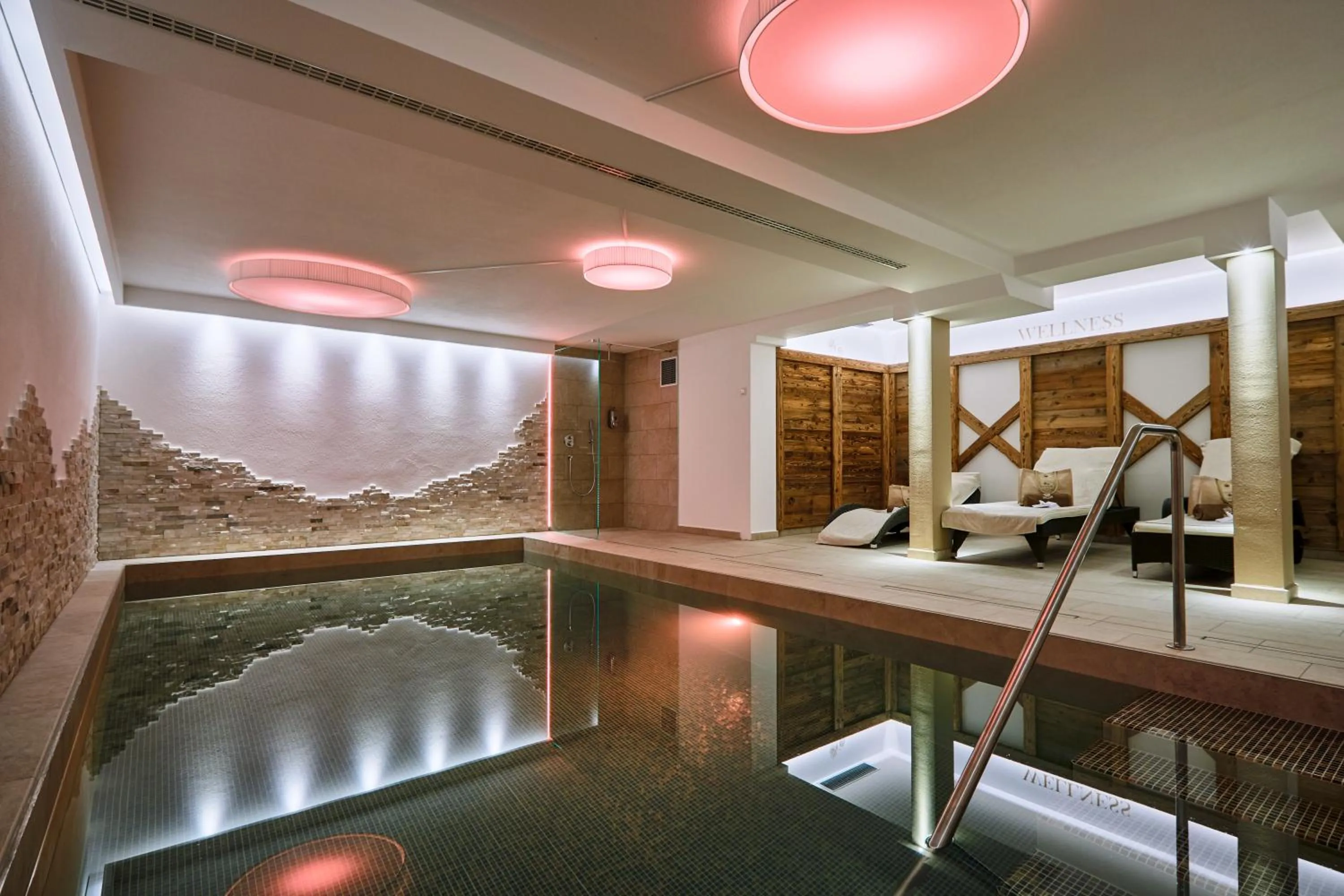 Spa and wellness centre/facilities in Hotel Garni Savoy - new opening