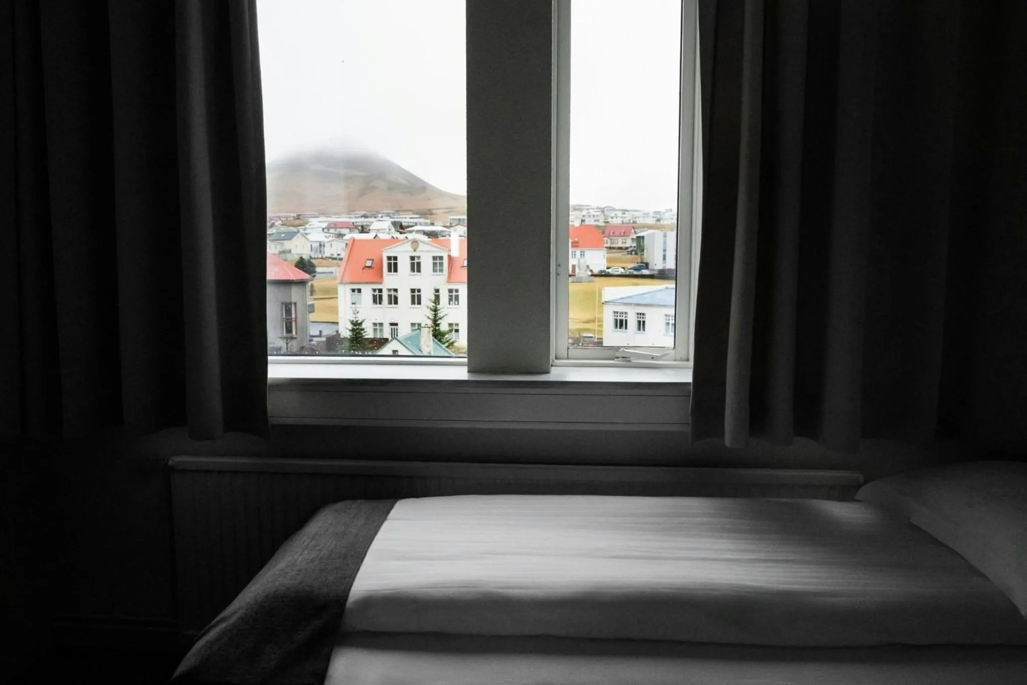 Property building, Bed in Hotel Vestmannaeyjar