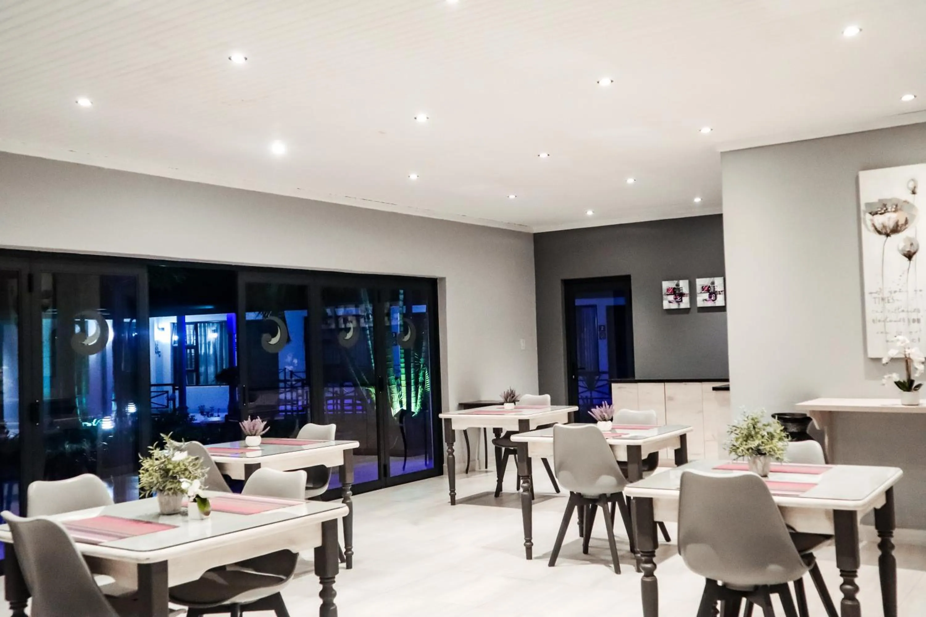 Property building in Cascades Guest Lodge