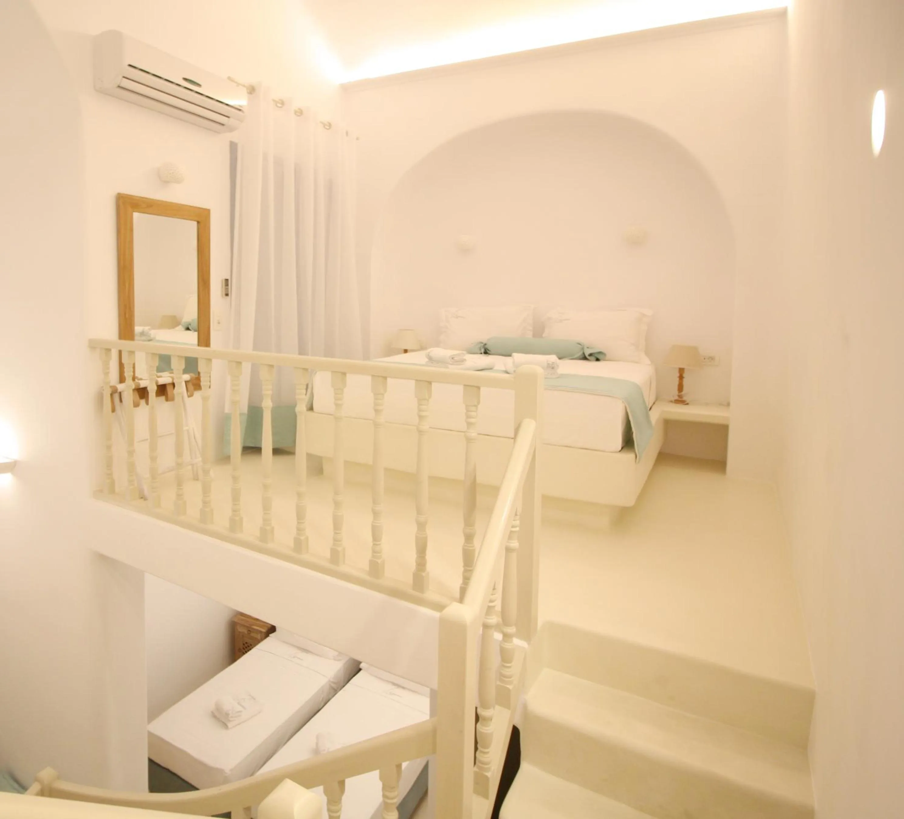 Bedroom, Bed in Palmariva Villas