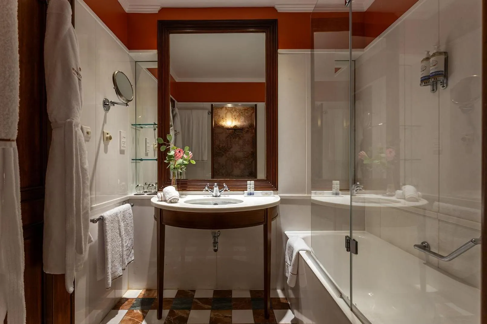 Bathroom in Pestana Palace Lisboa Hotel & National Monument - The Leading Hotels of the World