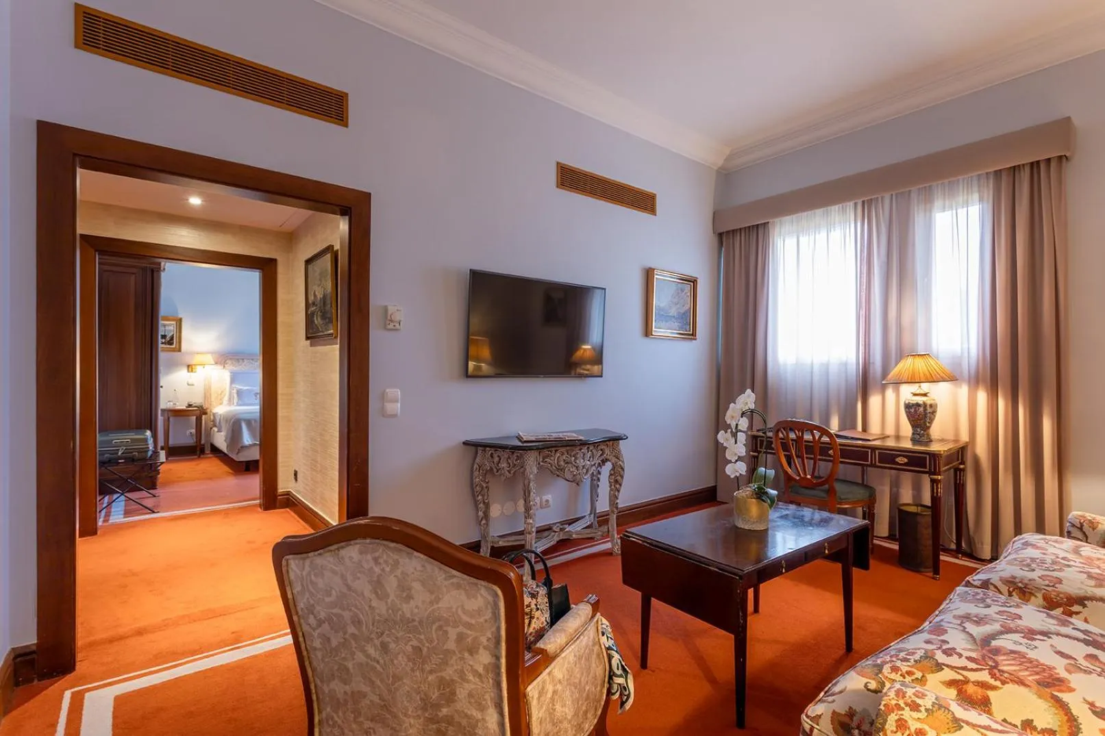 Living room, Bed in Pestana Palace Lisboa Hotel & National Monument - The Leading Hotels of the World