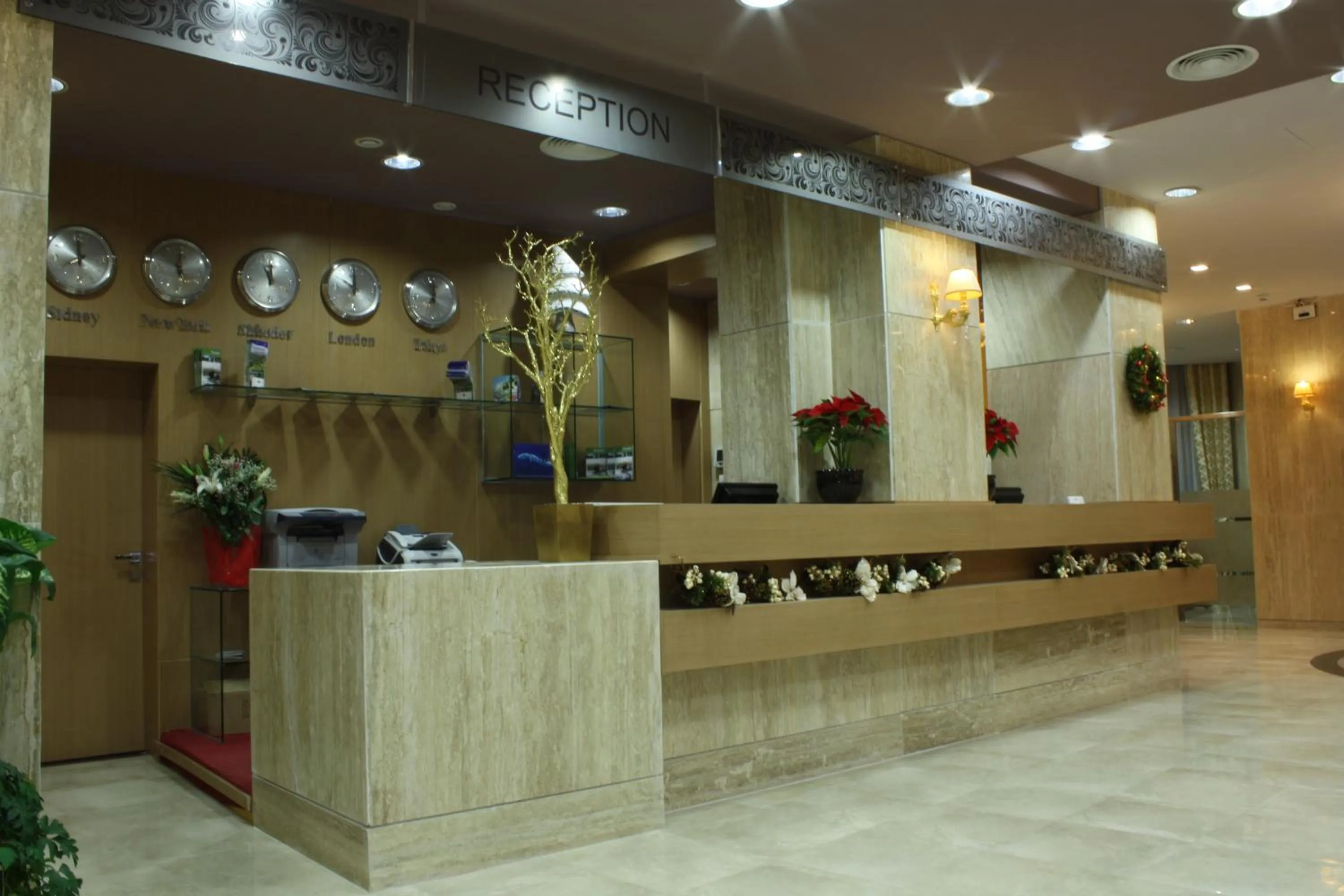 Lobby or reception in Hotel Colosseo & Spa