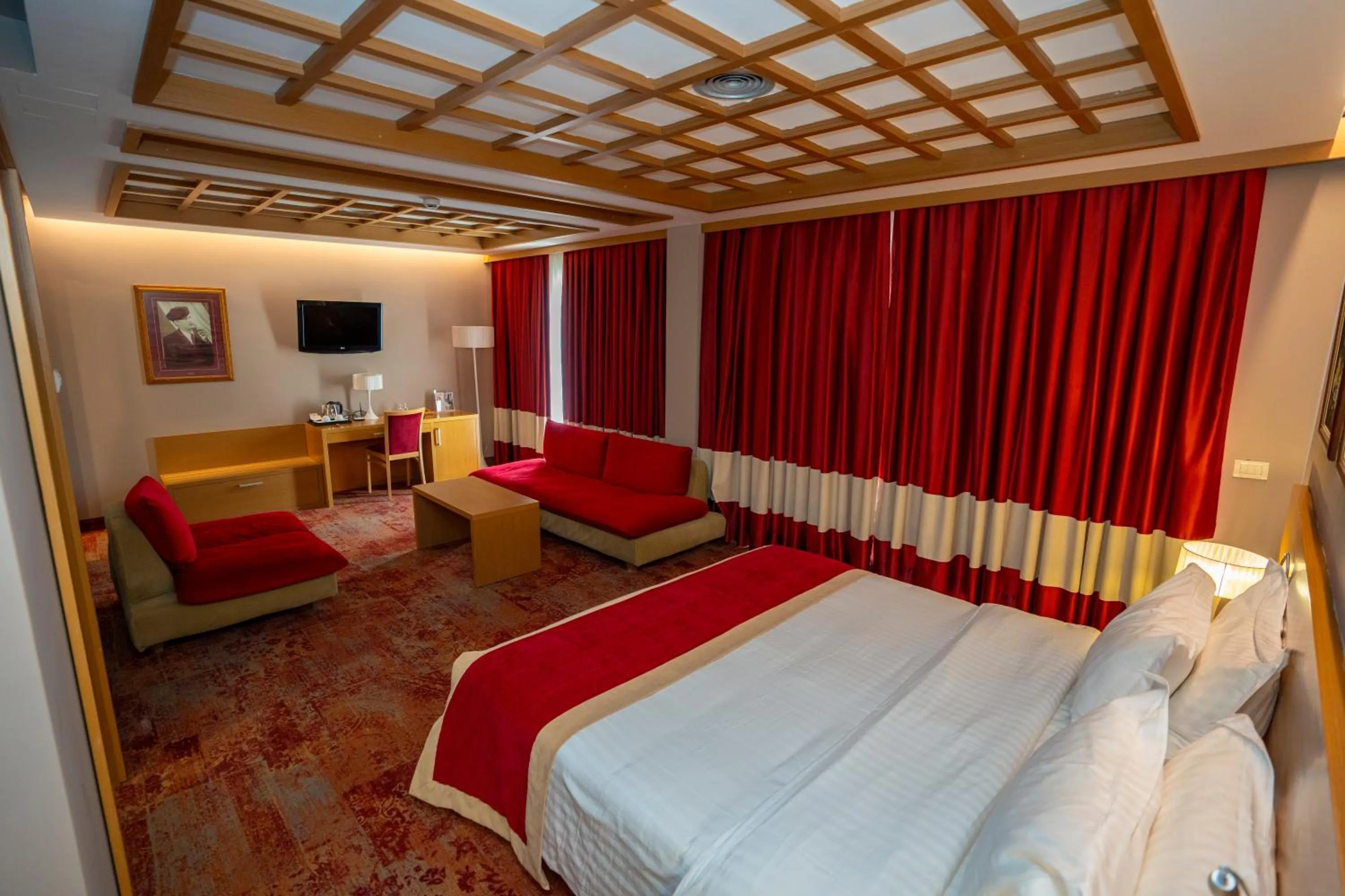 Bed in Hotel Colosseo & Spa