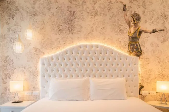 Decorative detail, Bed in Park Hotel Pineta Boutique Hotel