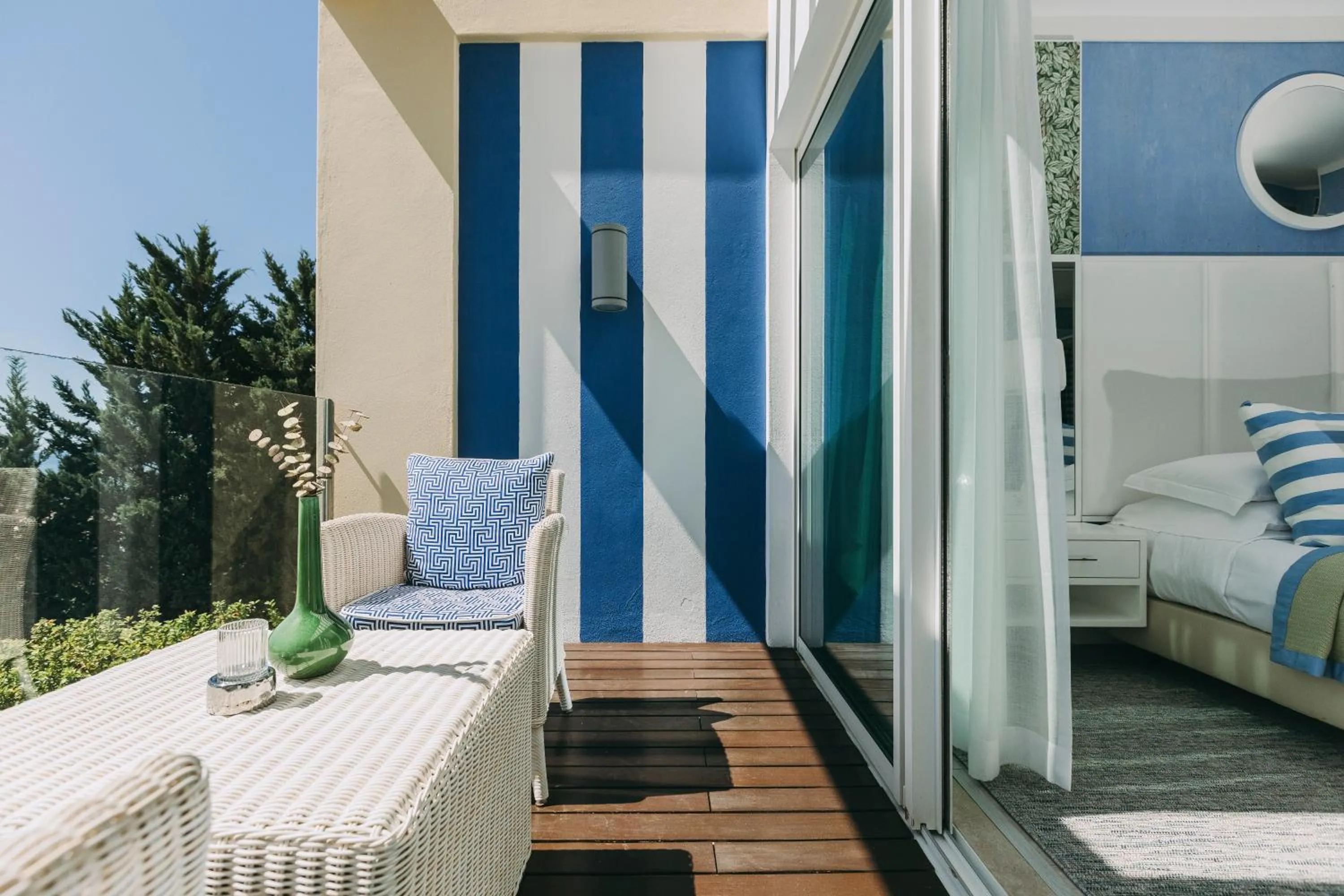 Balcony/Terrace, Bed in Bela Vista Hotel & Spa - Relais & Chateaux