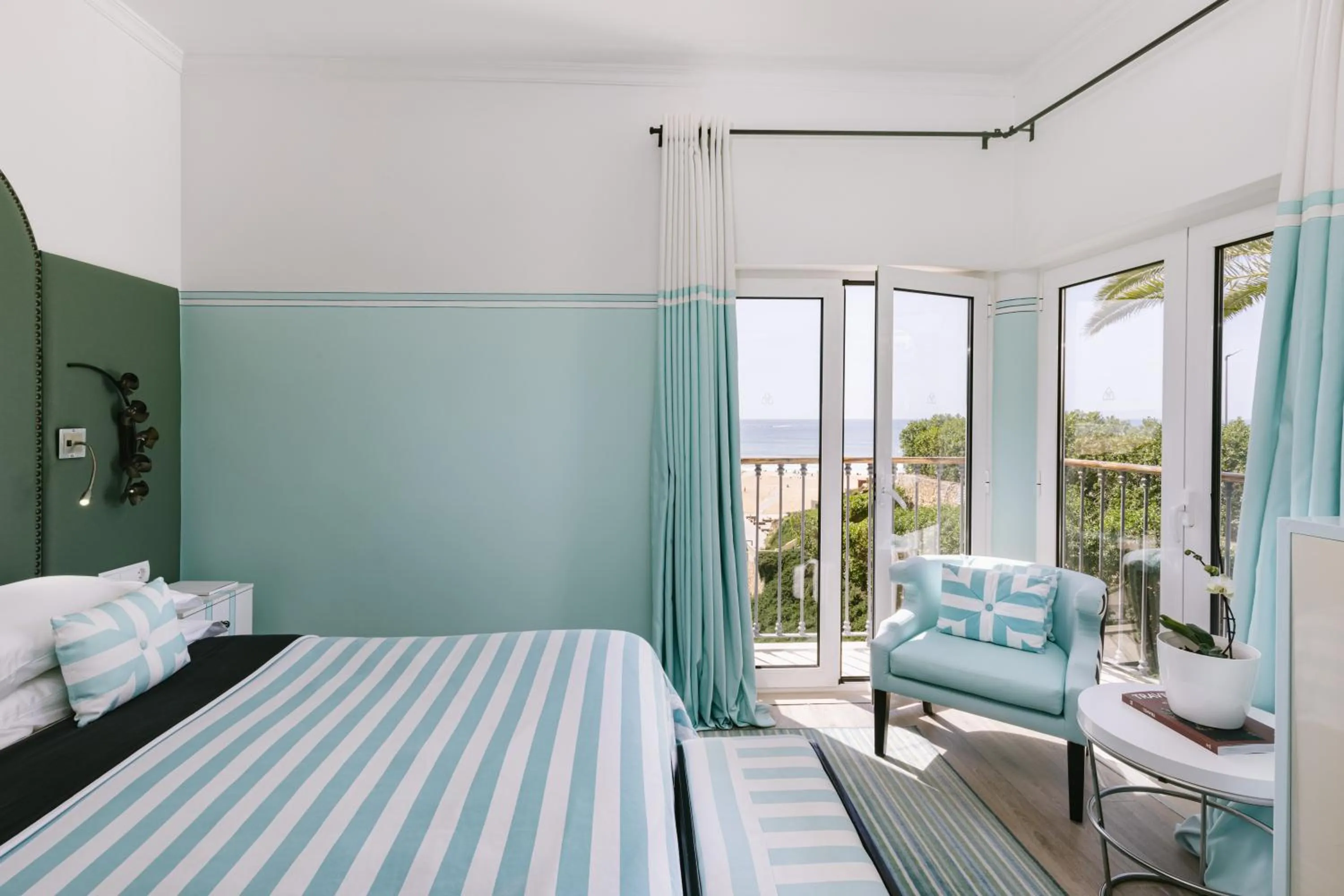 Bedroom, Bed in Bela Vista Hotel & Spa - Relais & Chateaux