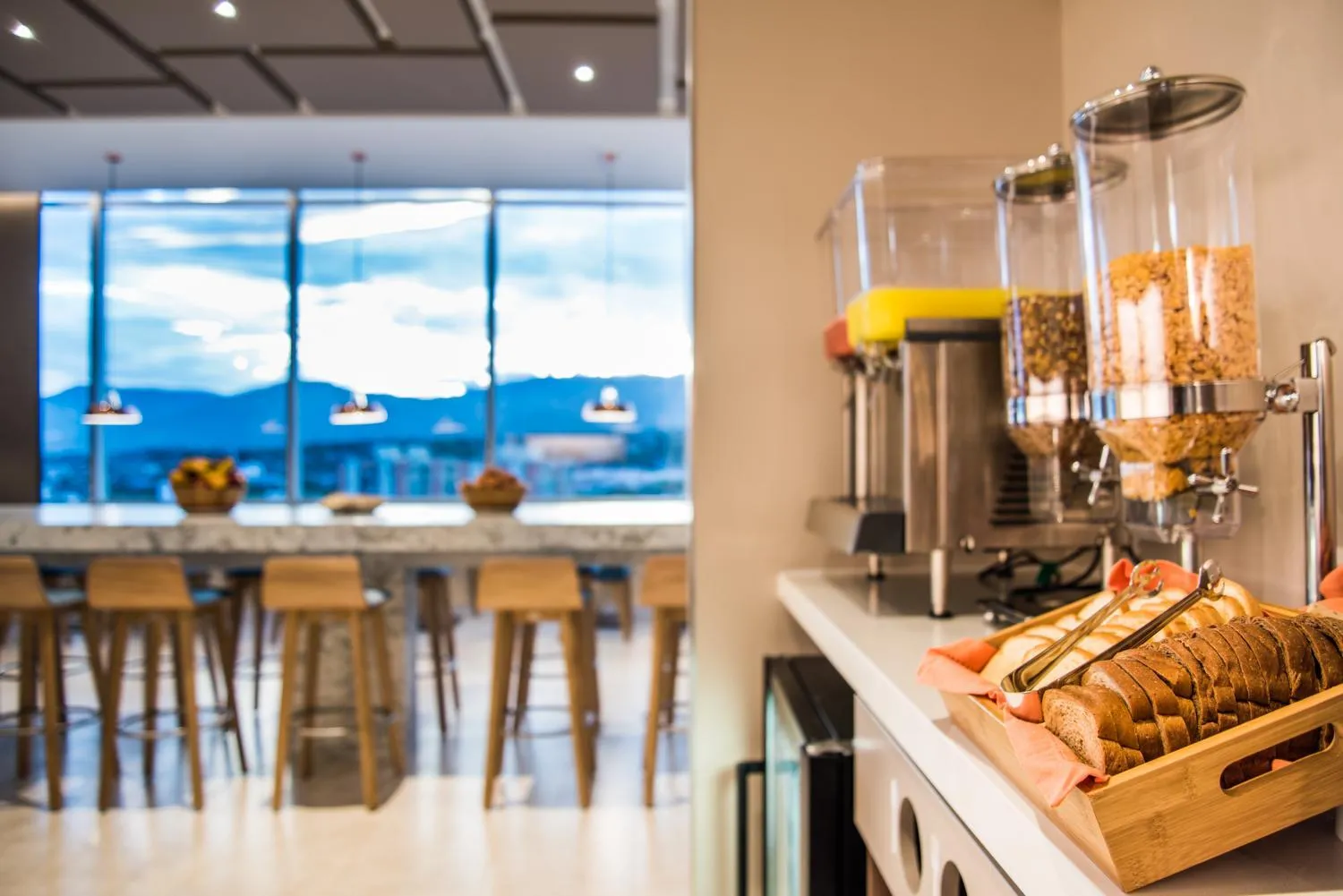 Breakfast in Hampton By Hilton Cucuta