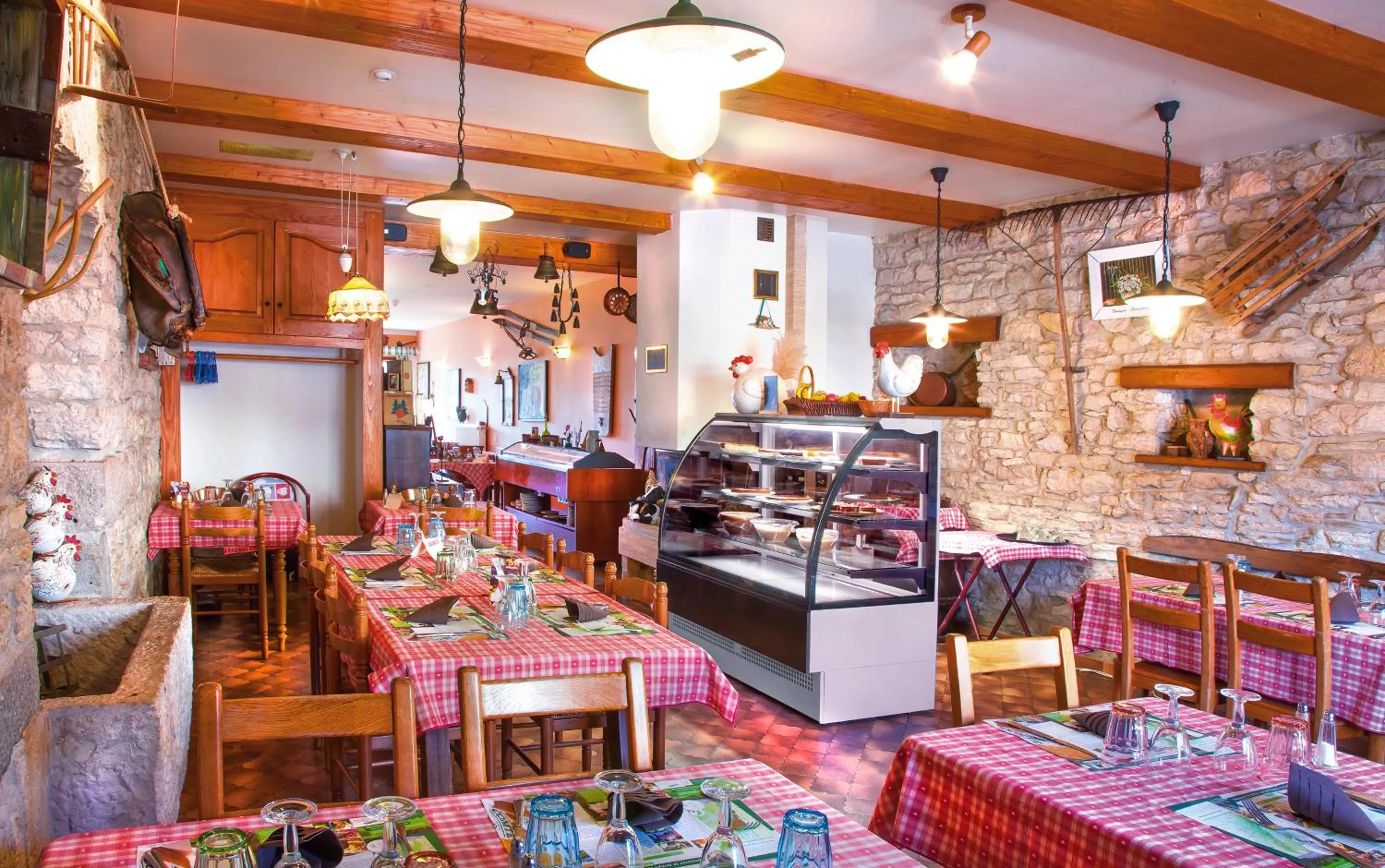 Restaurant/places to eat in Hôtel de la Poste