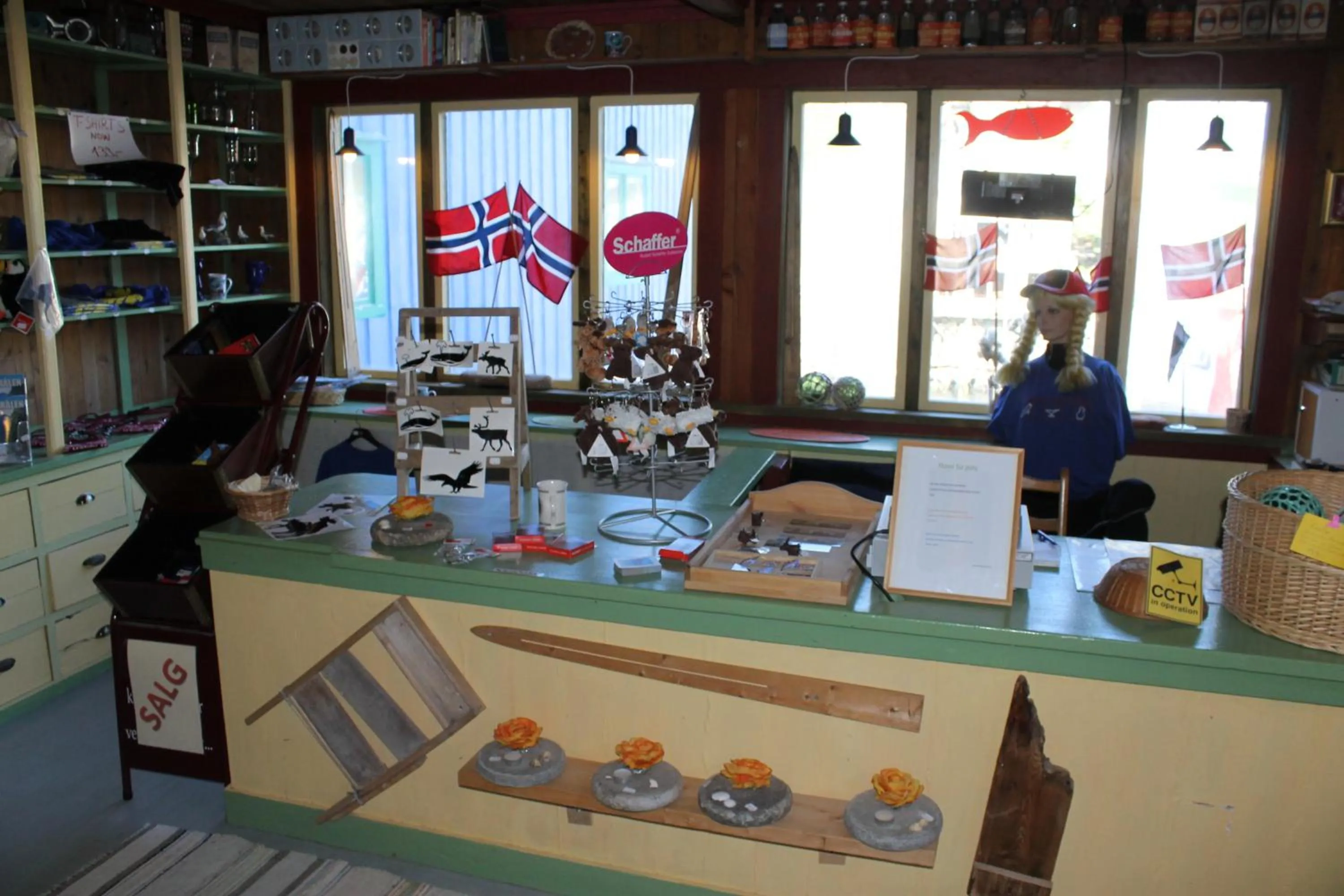 Day in Holmvik Brygge Nyksund