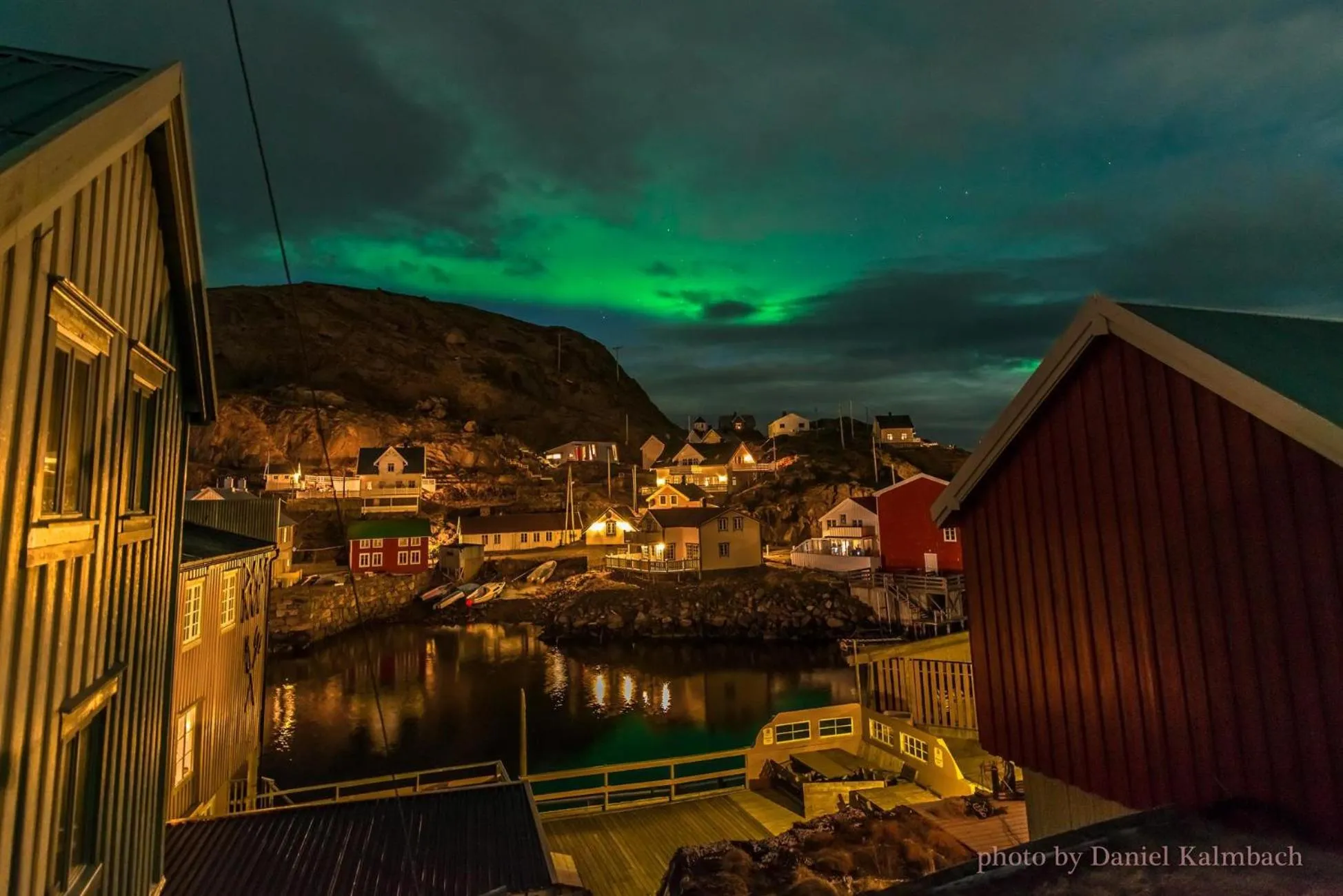 Night in Holmvik Brygge Nyksund