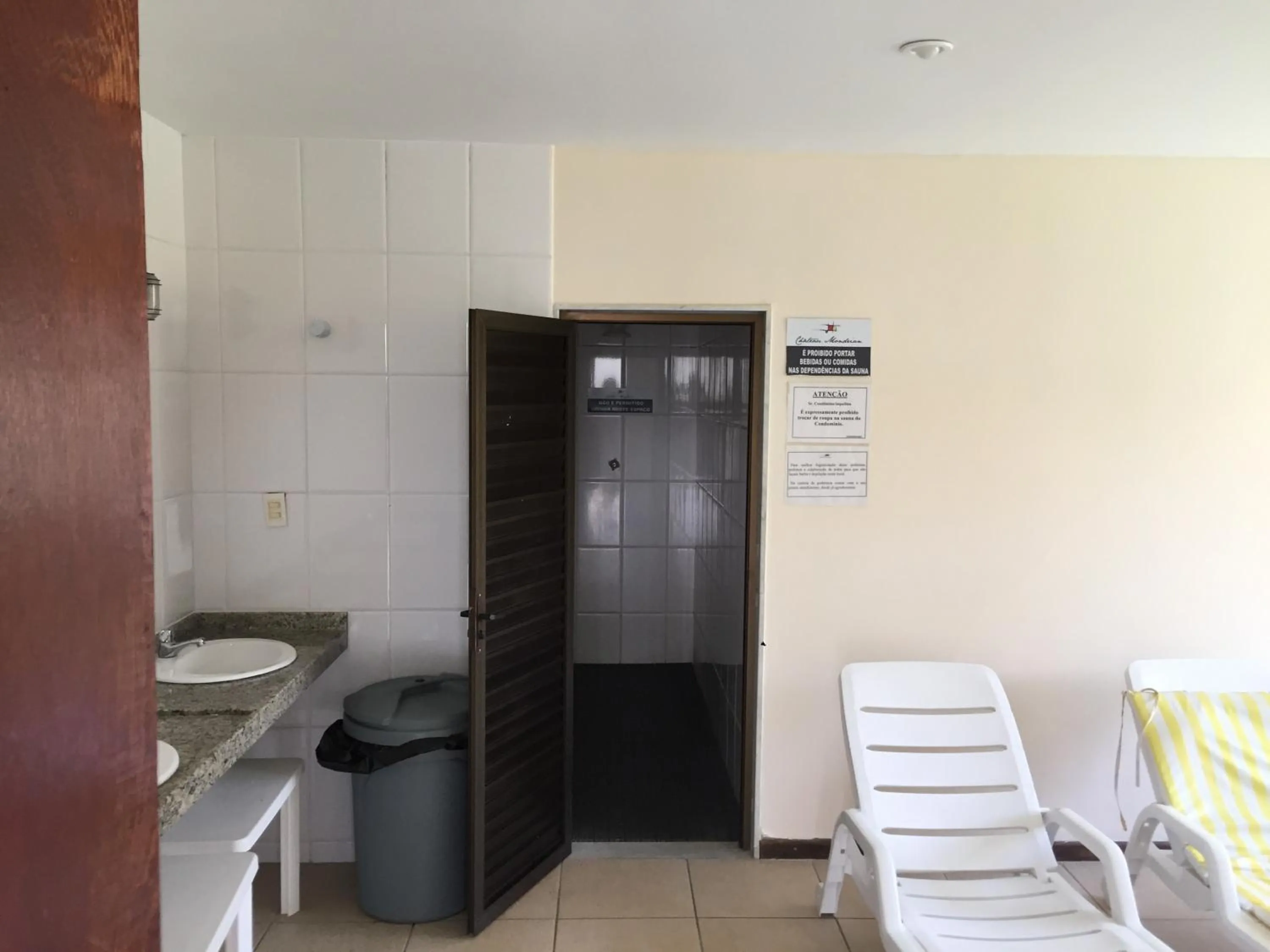 Sauna in Condominio Chateau Mondrian