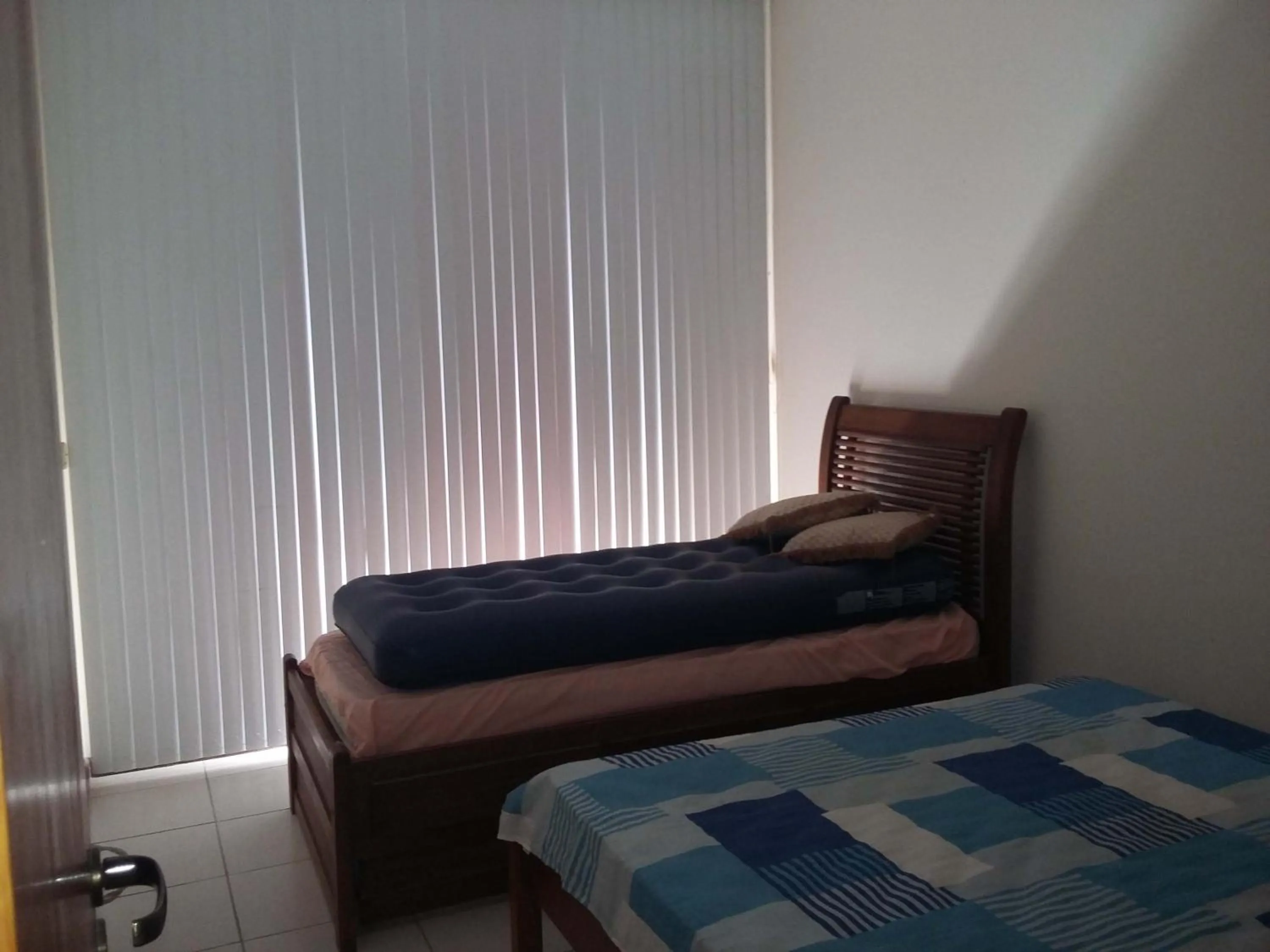 Photo of the whole room, Bed in Condominio Chateau Mondrian