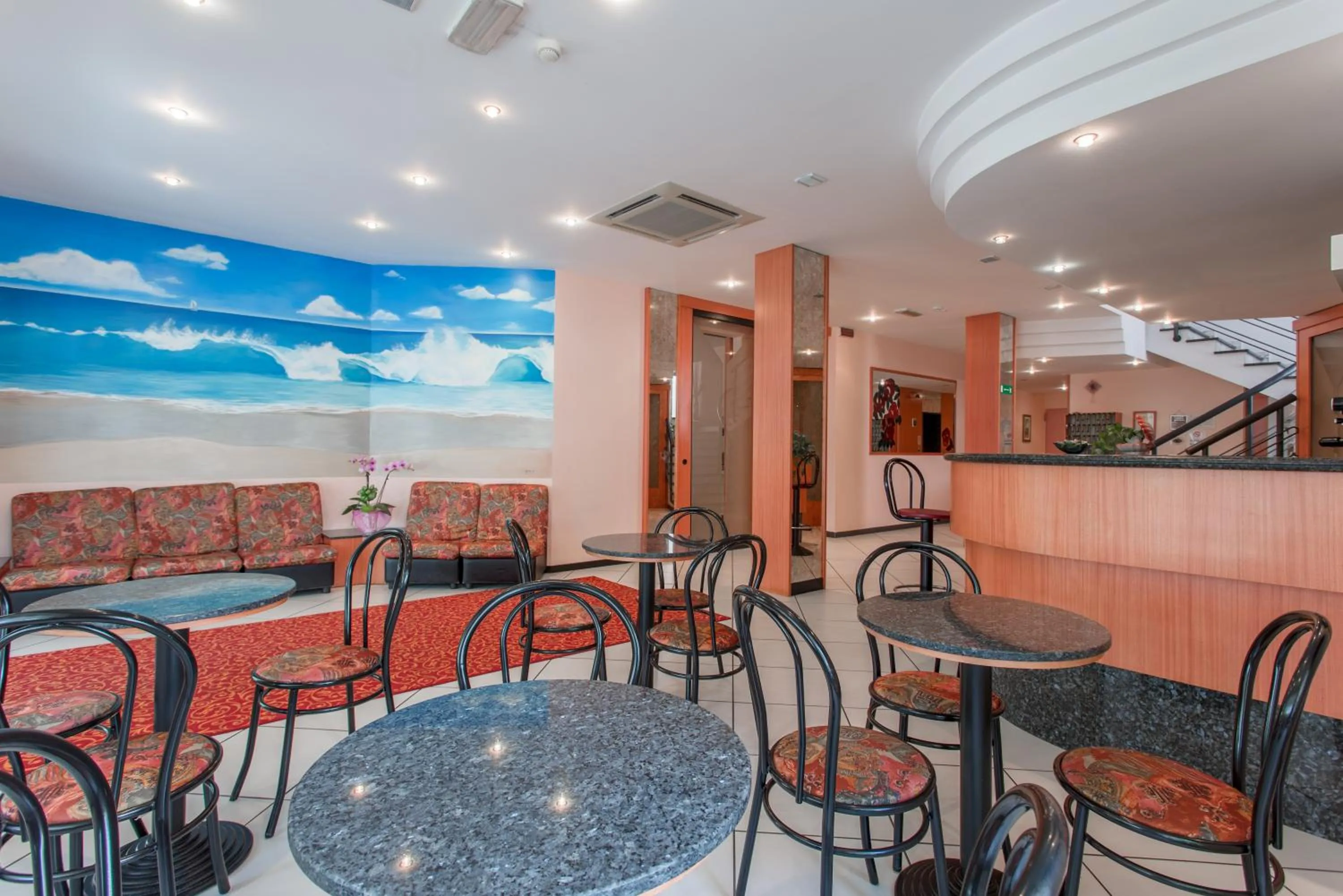 Communal lounge/ TV room in Hotel Basilea