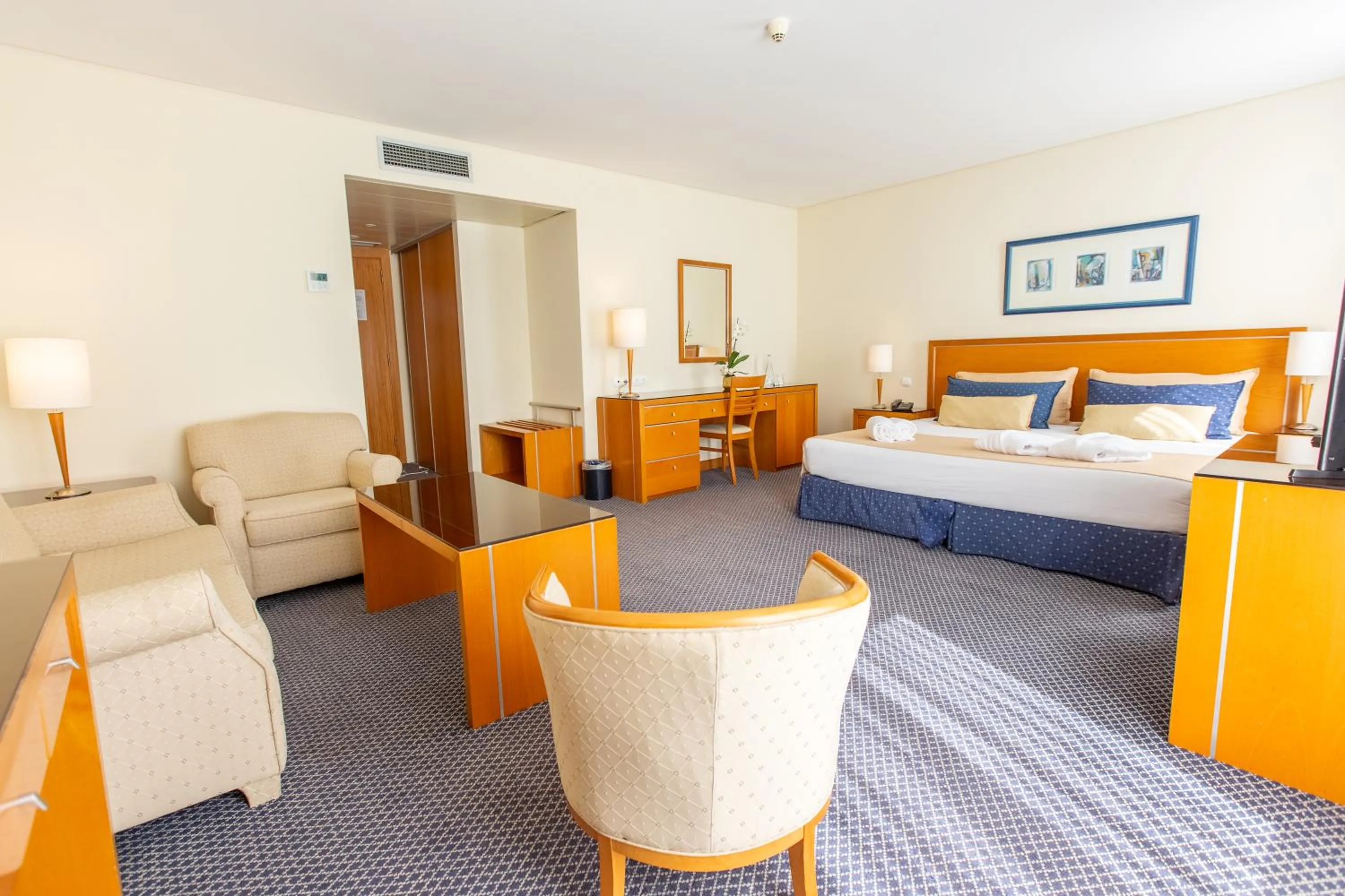 Photo of the whole room, Bed in MS Vila Nova