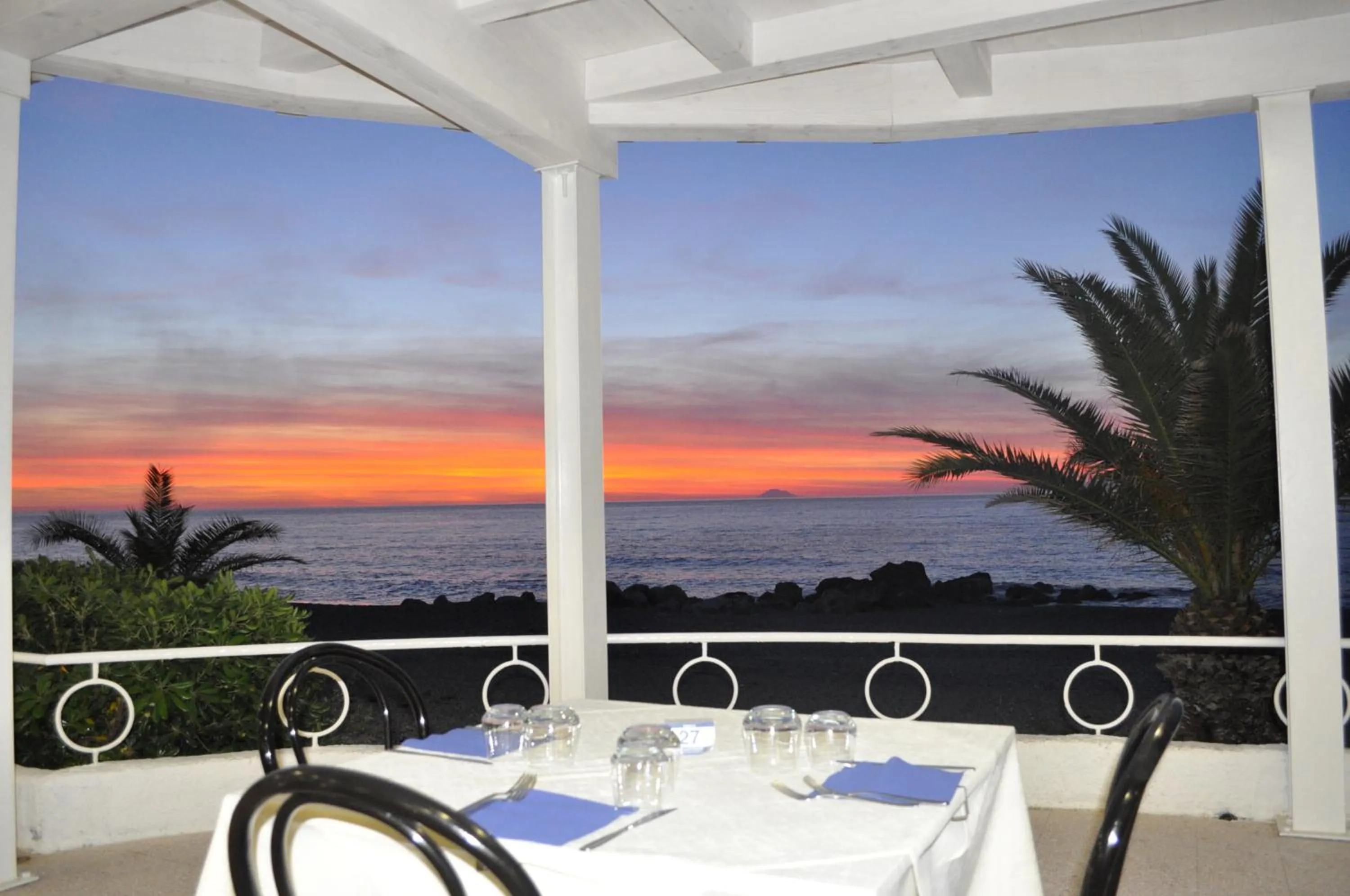 Balcony/Terrace in Hotel Ristorante La Scogliera - NUOVA GESTIONE