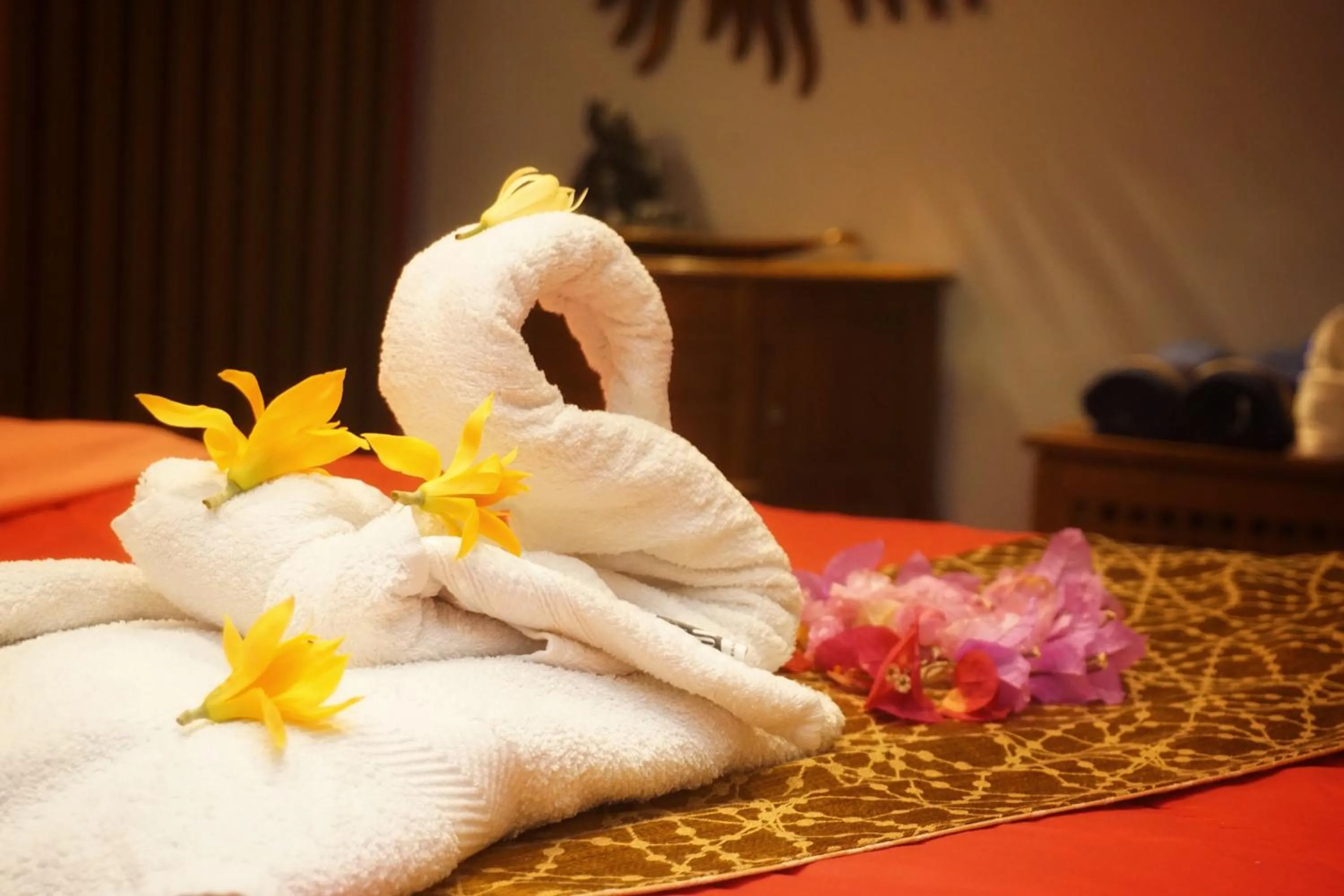 Bed in La Niebla Farm Resort