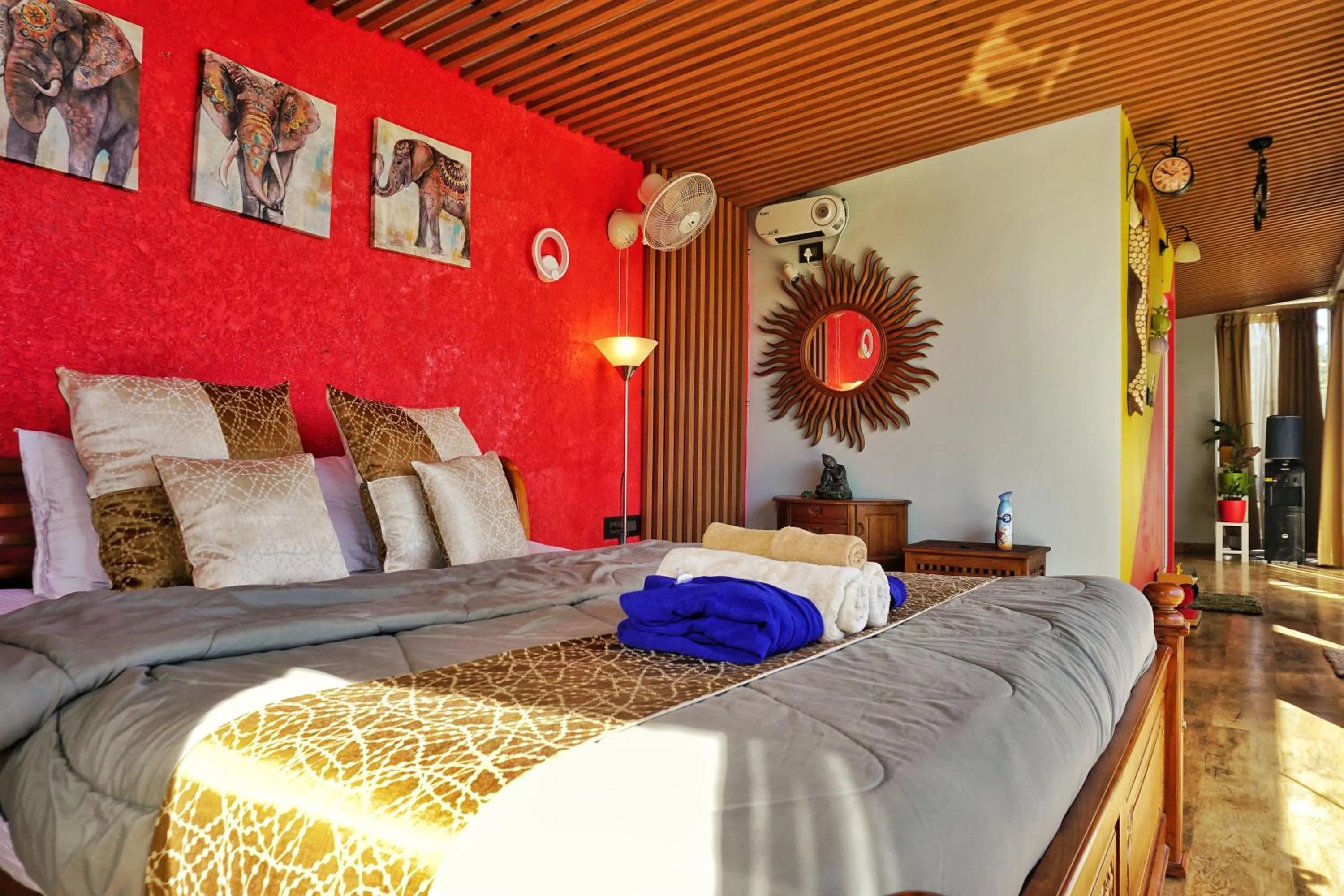 Bed in La Niebla Farm Resort