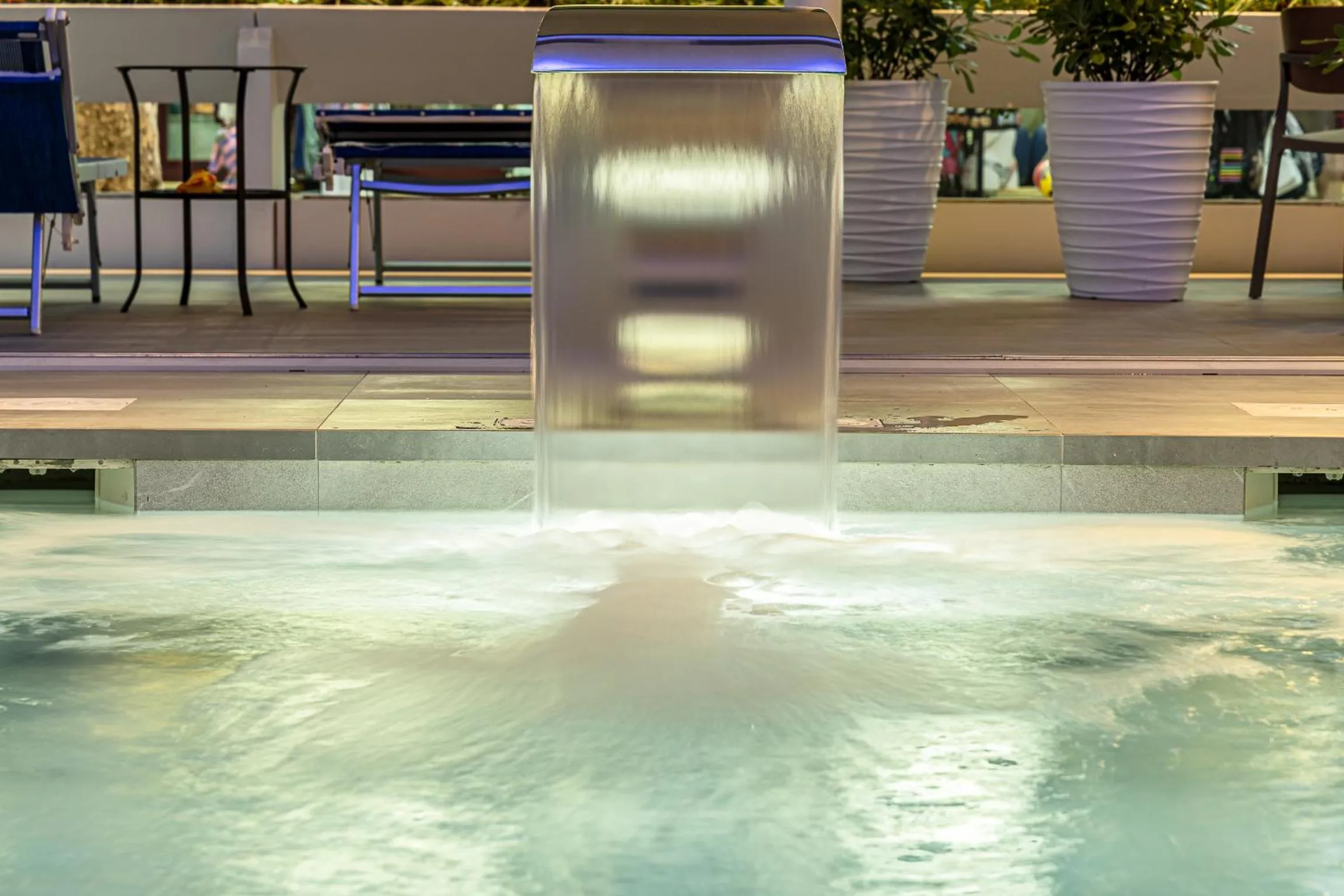 Hot Tub in Hotel Niagara