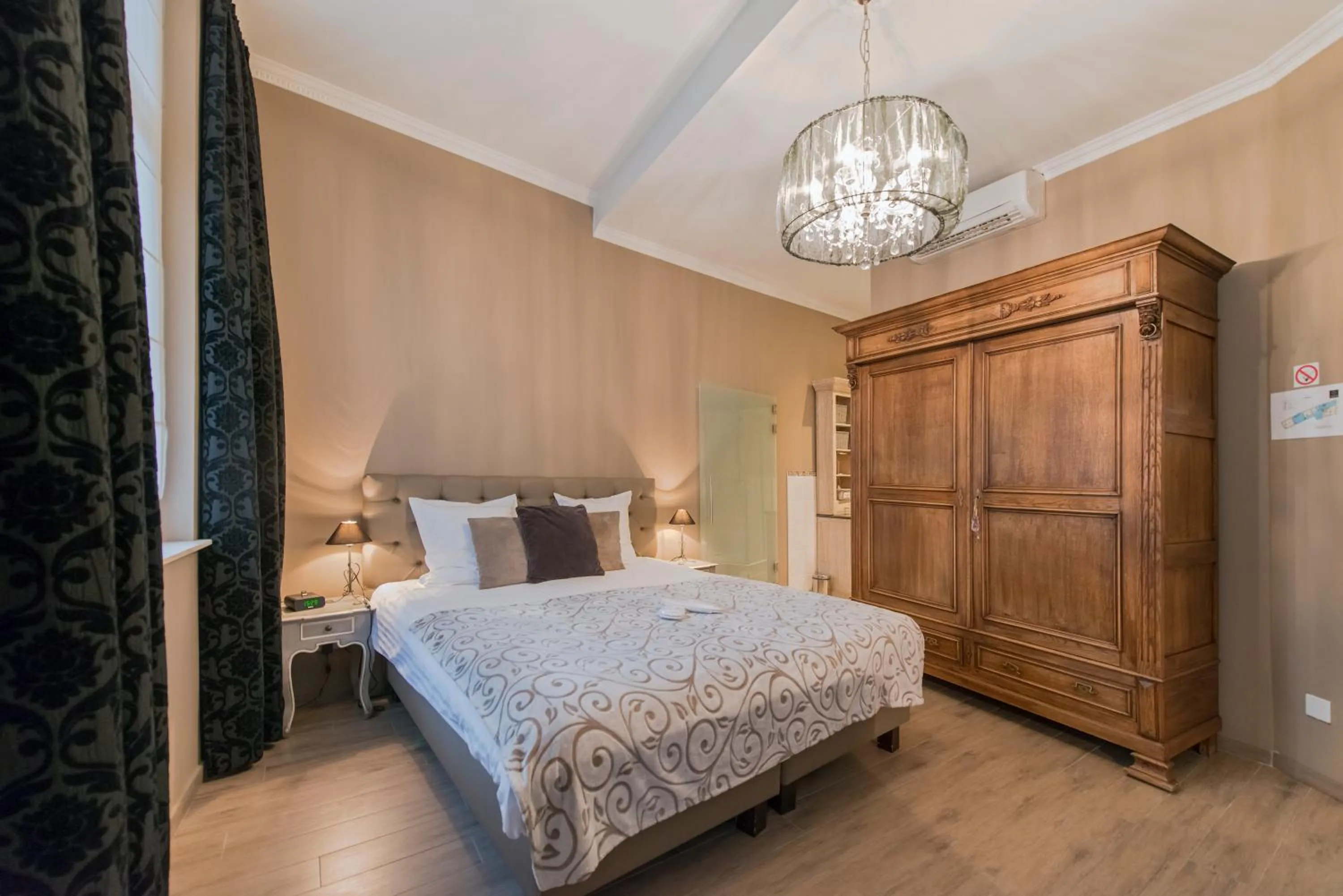 Photo of the whole room, Bed in Boutique Hotel Caelus VII