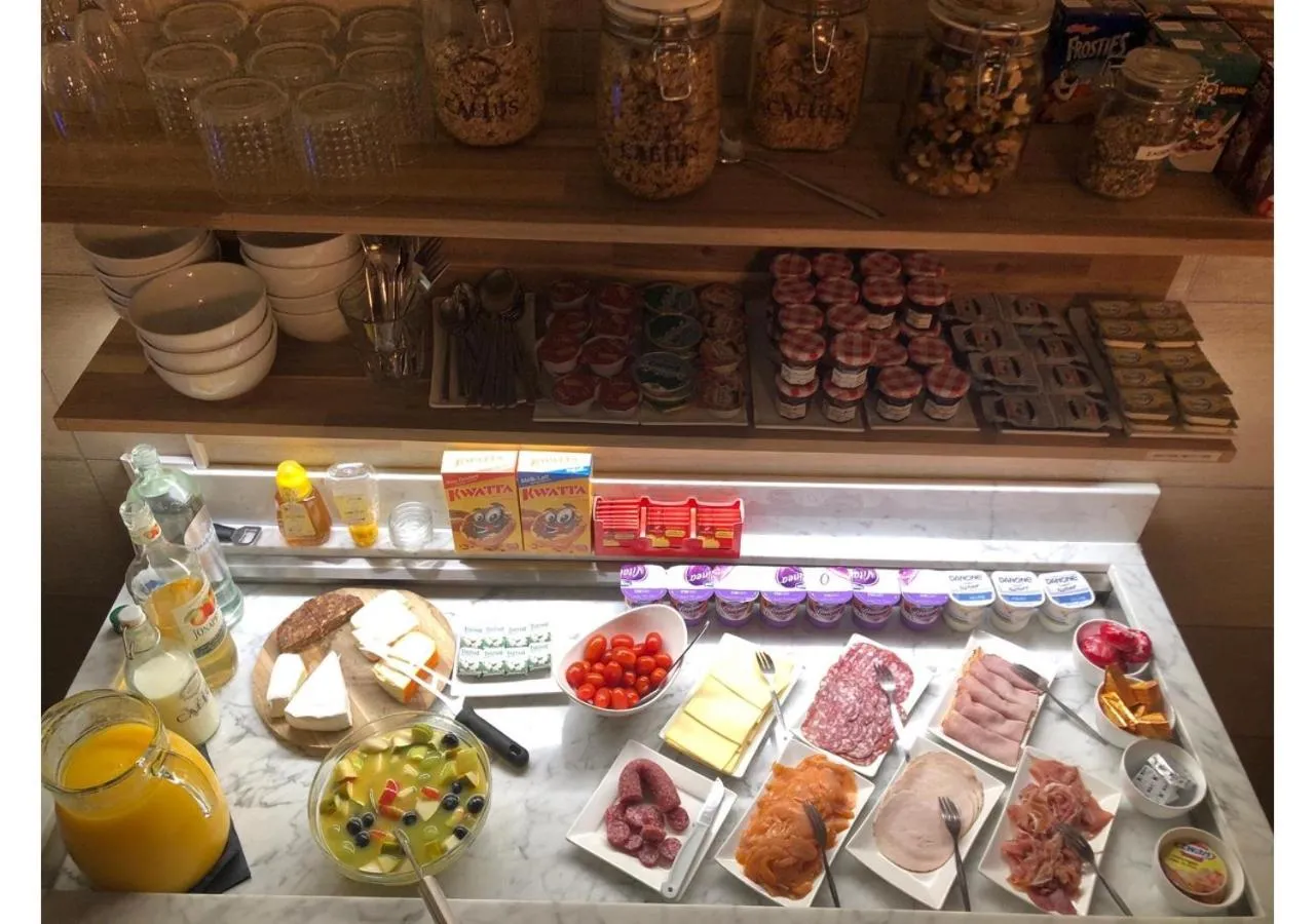 Continental breakfast in Boutique Hotel Caelus VII