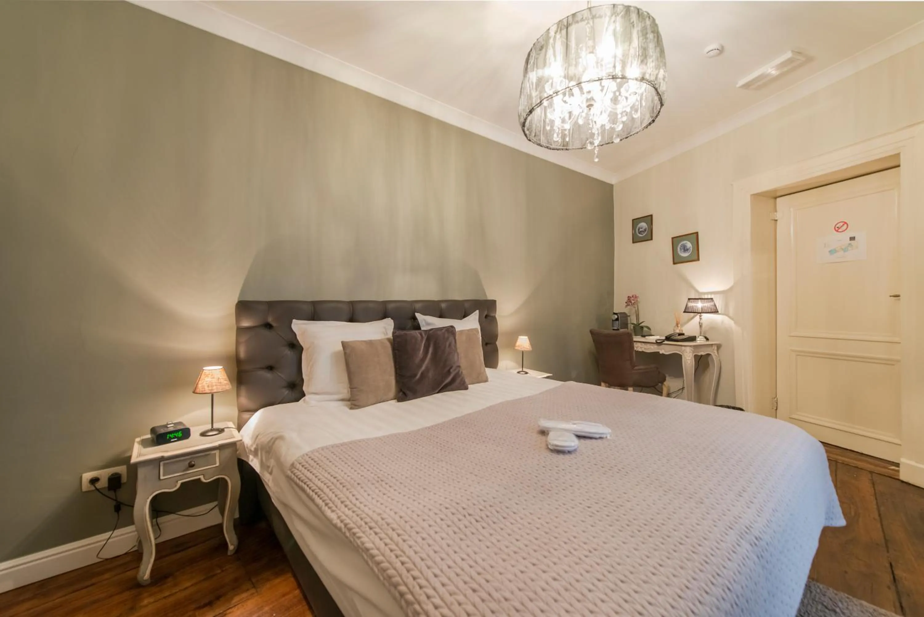 Photo of the whole room, Bed in Boutique Hotel Caelus VII